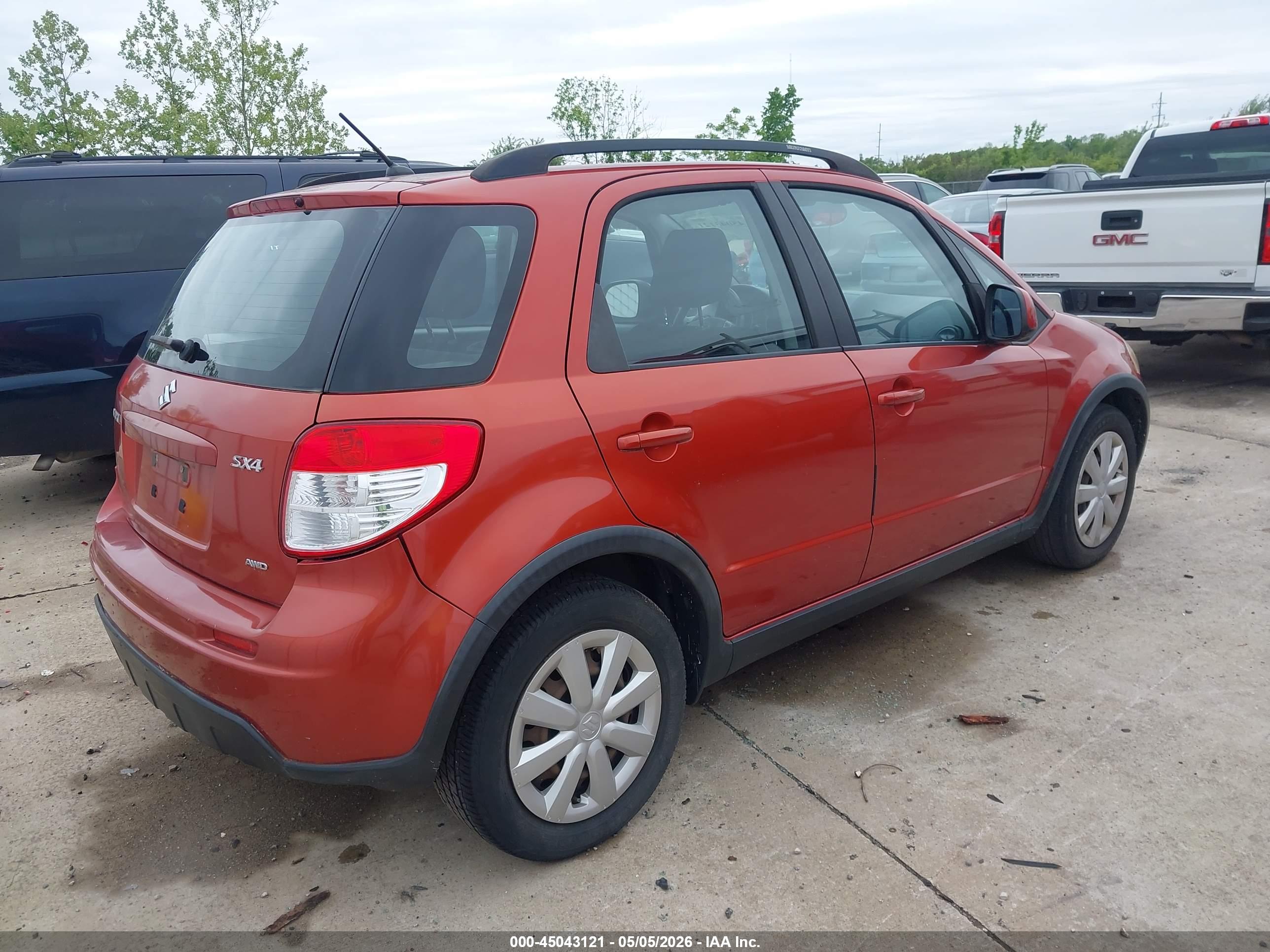 SUZUKI SX4 image 4