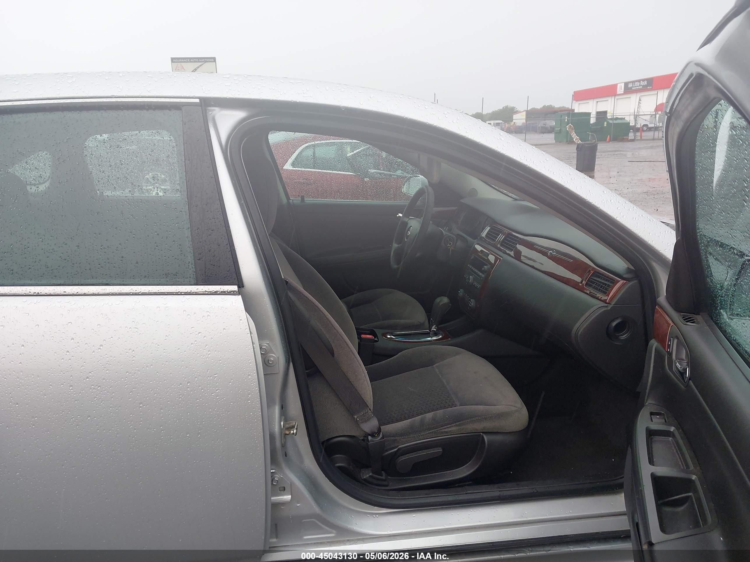 CHEVROLET IMPALA image 5