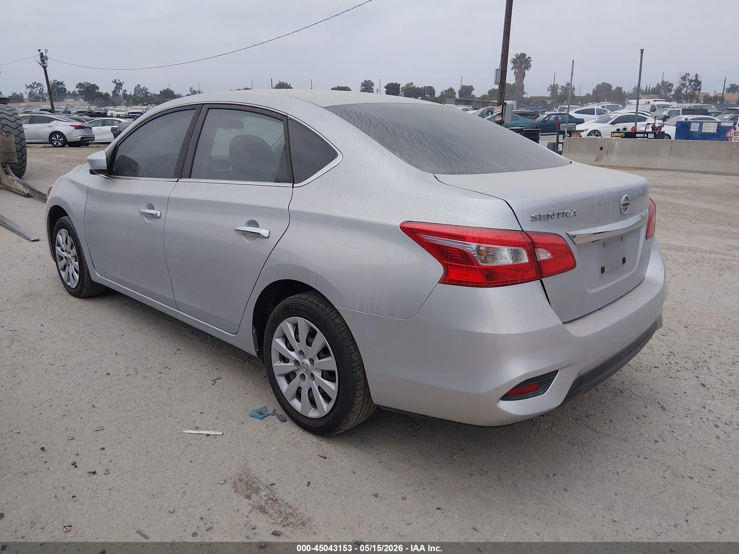 NISSAN SENTRA image 3