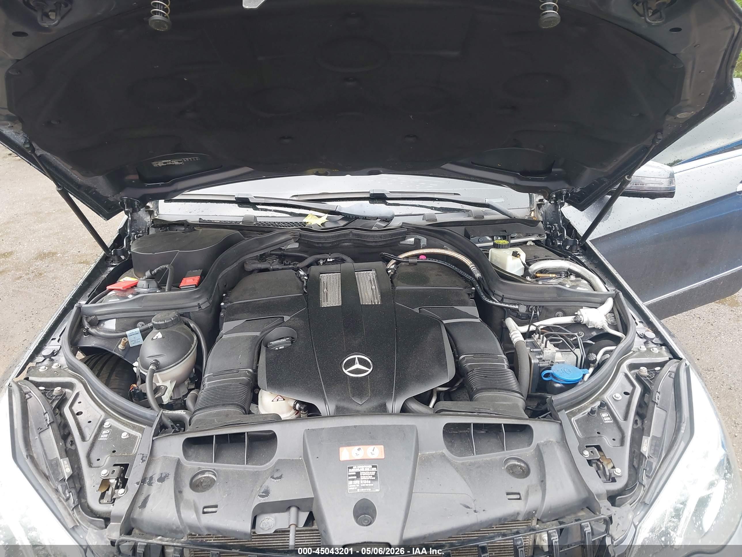 MERCEDES-BENZ E image 10