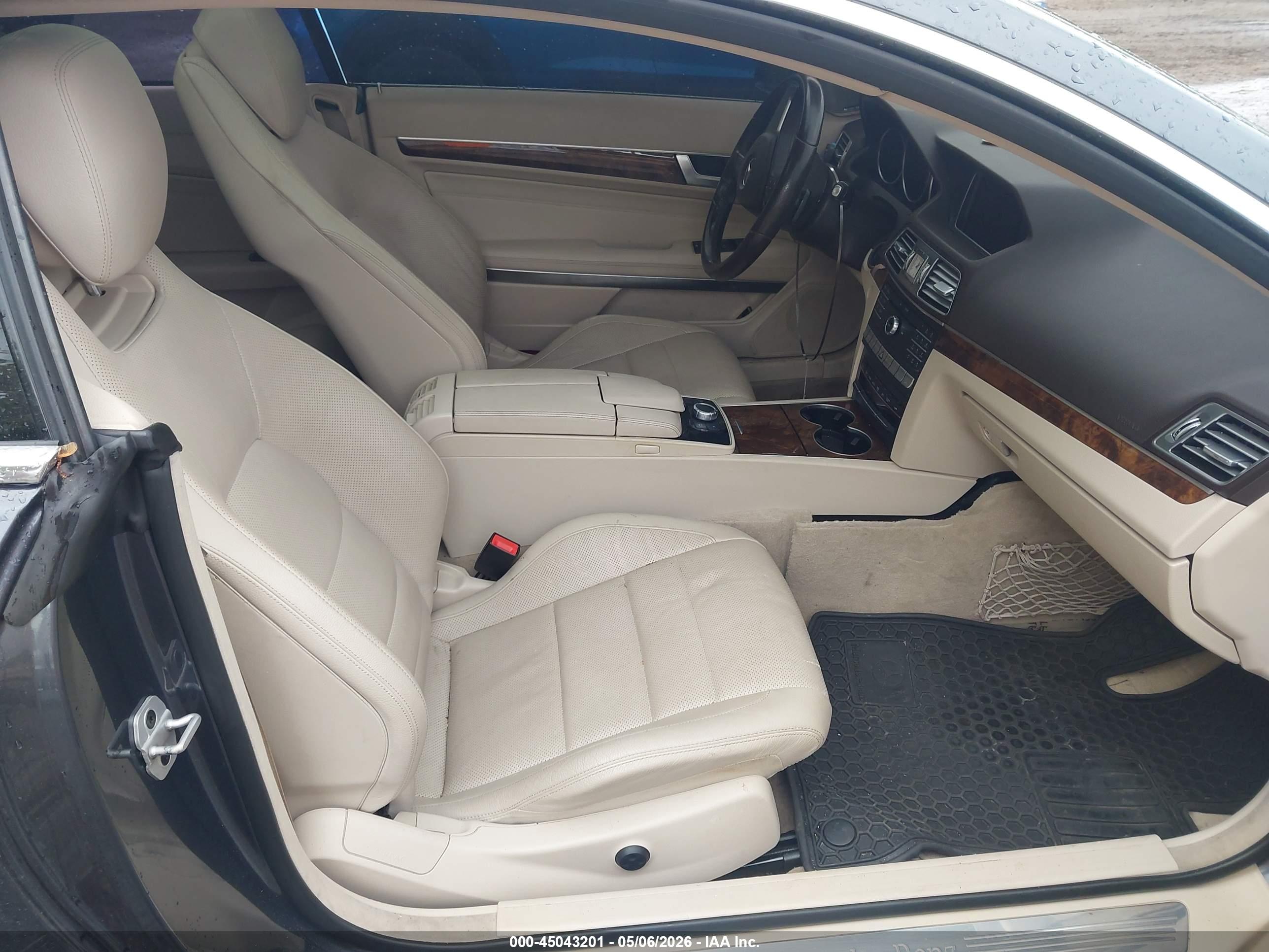 MERCEDES-BENZ E image 5