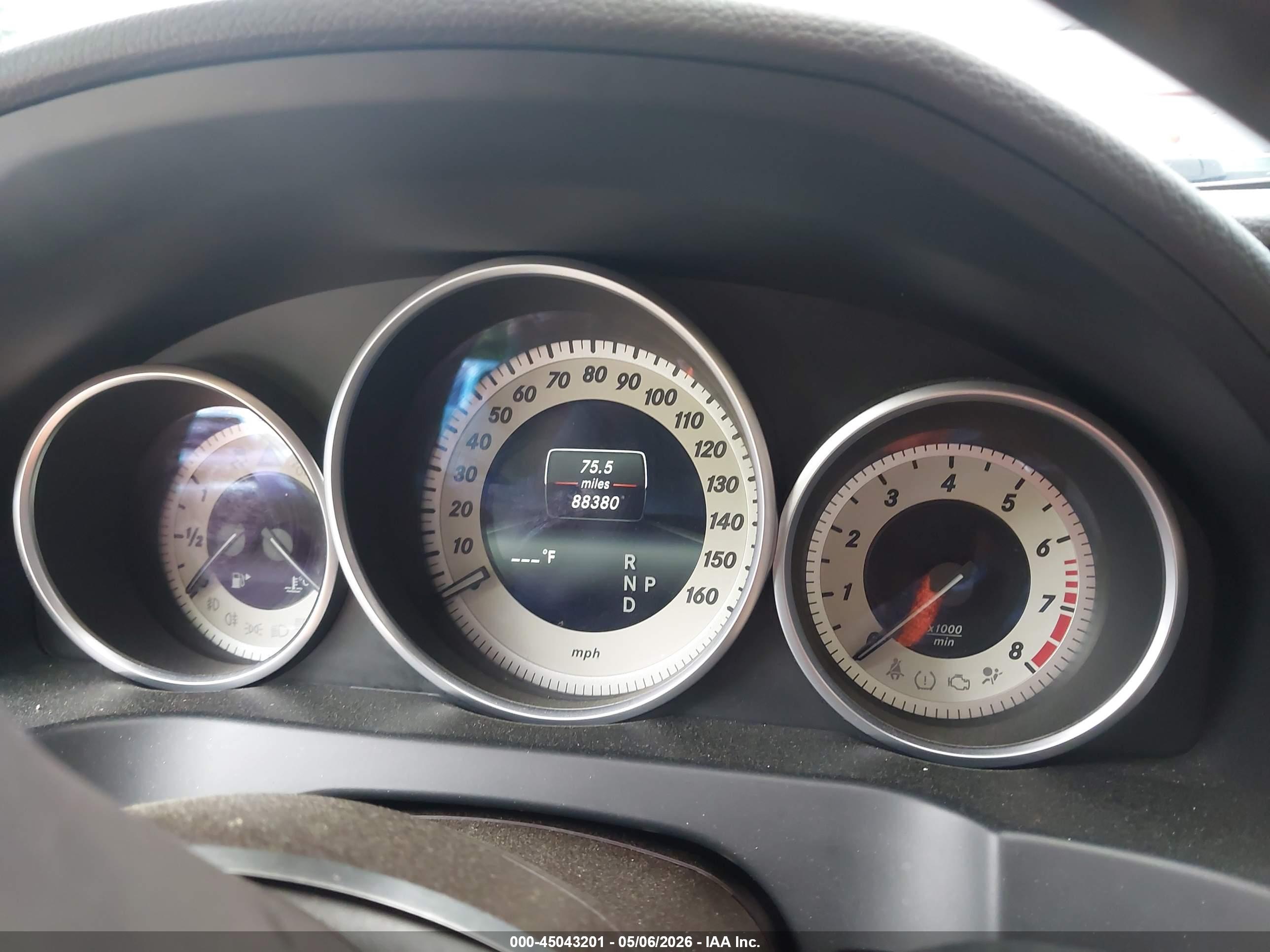 MERCEDES-BENZ E image 7