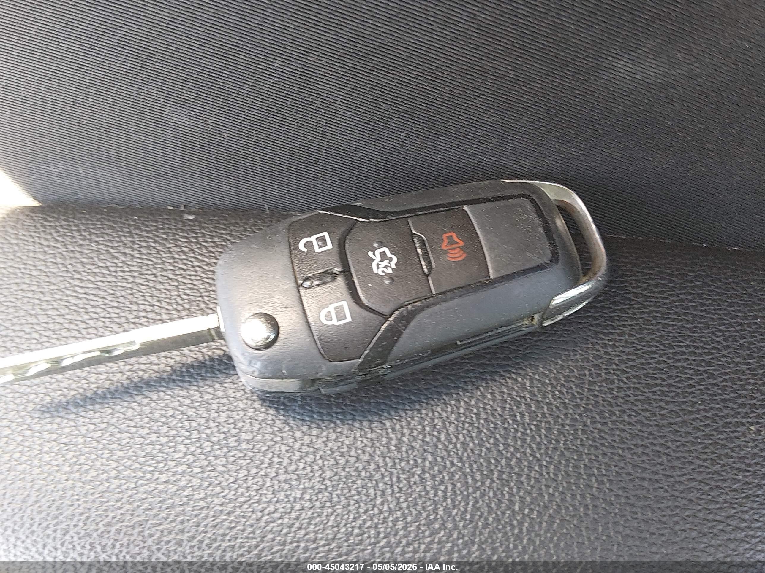 FORD FUSION image 11