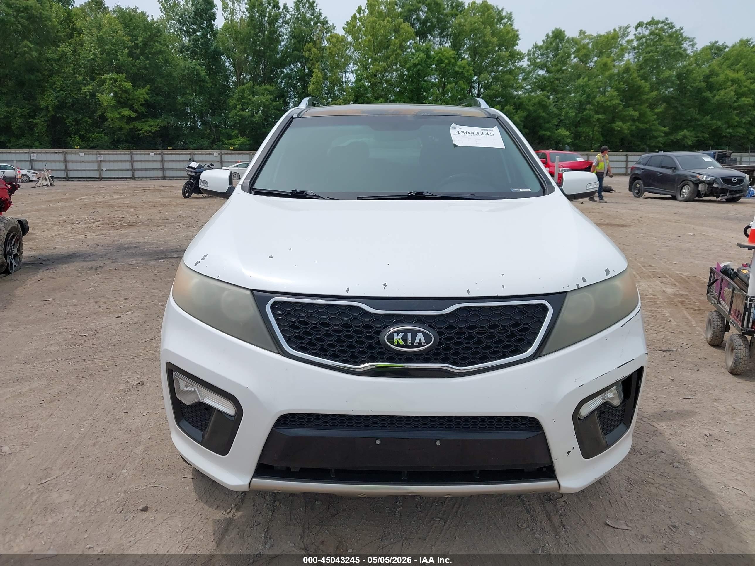 KIA SORENTO image 6