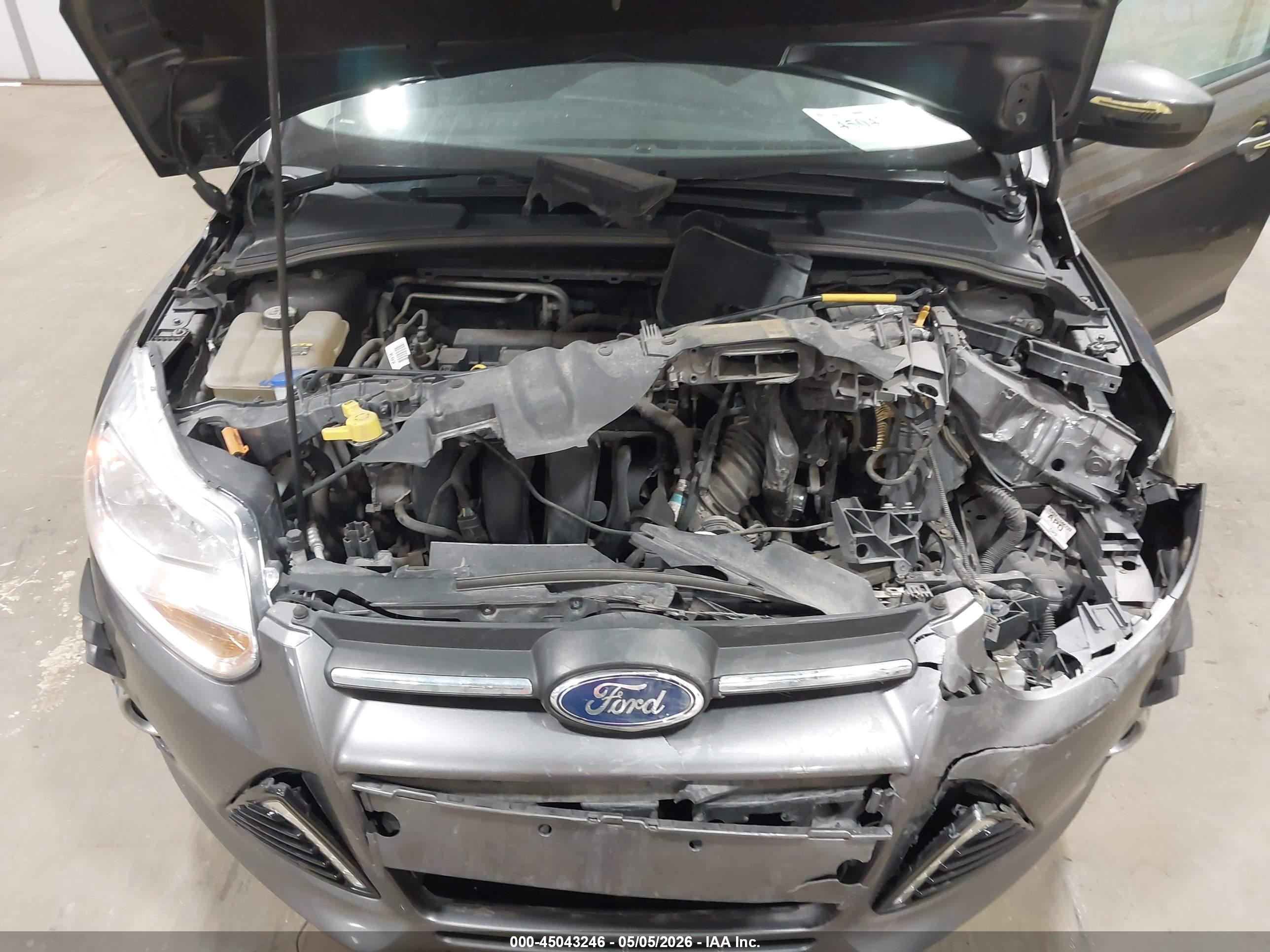 FORD FOCUS image 10