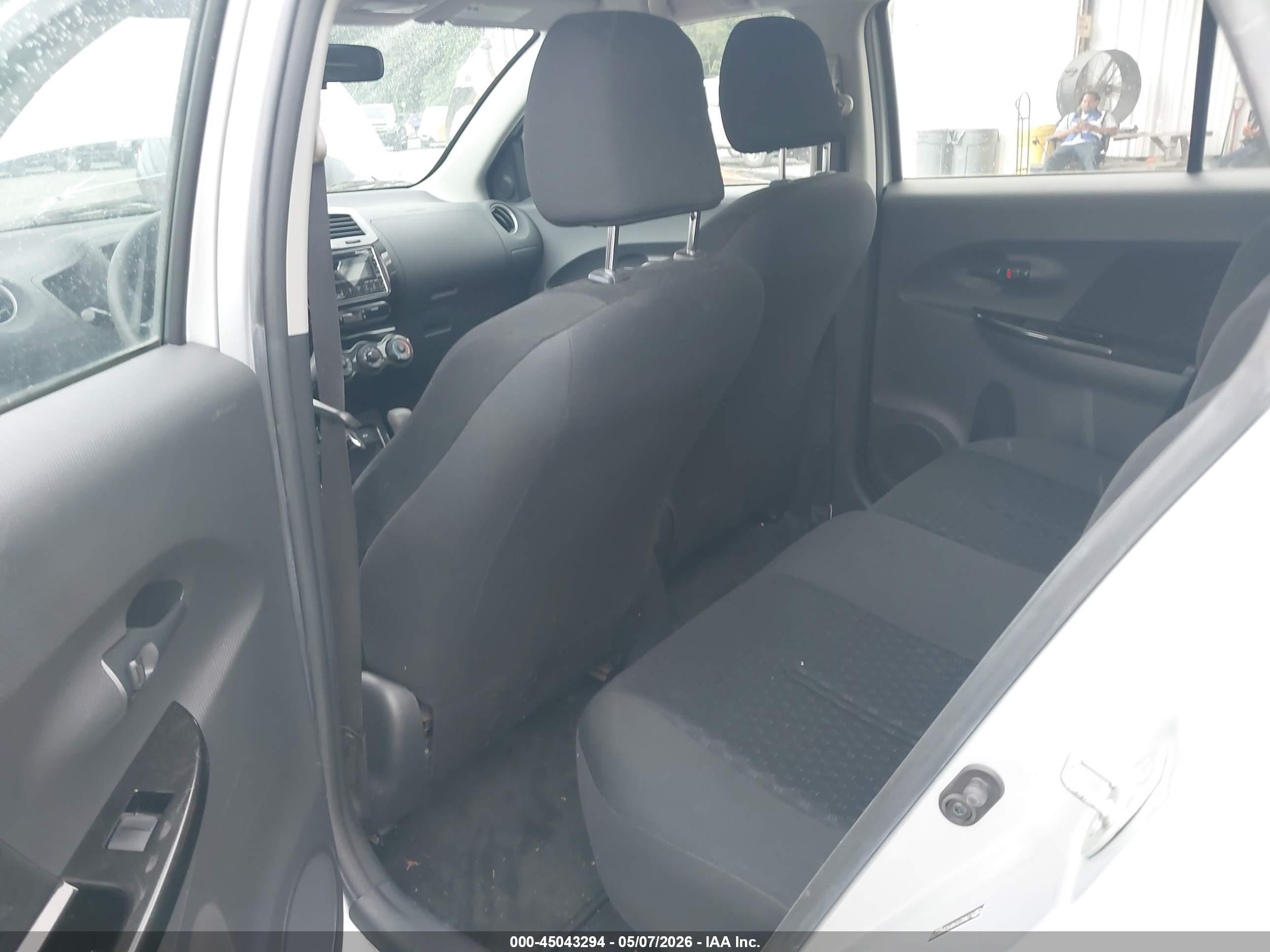 SCION XD image 8