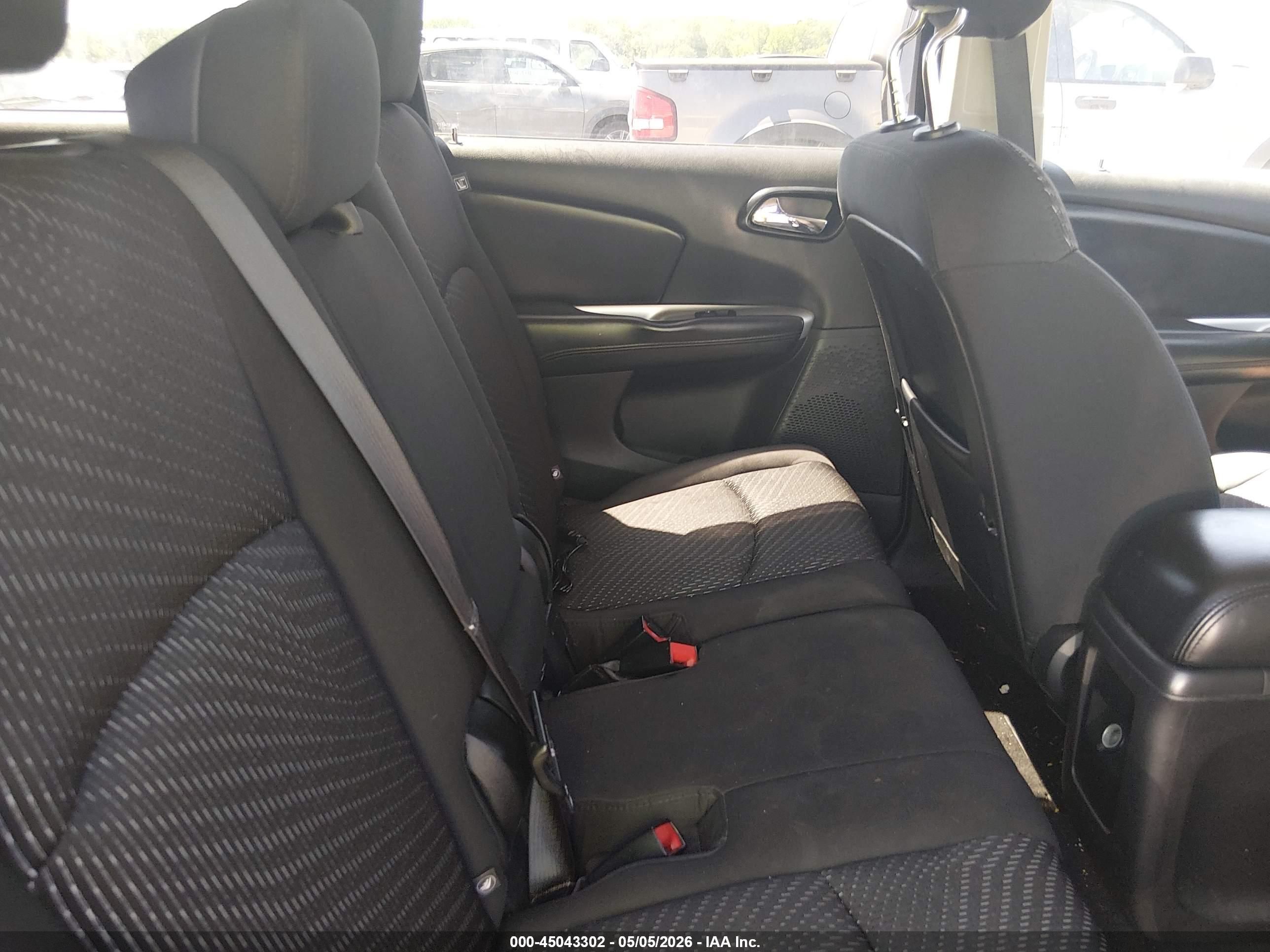 DODGE JOURNEY image 8