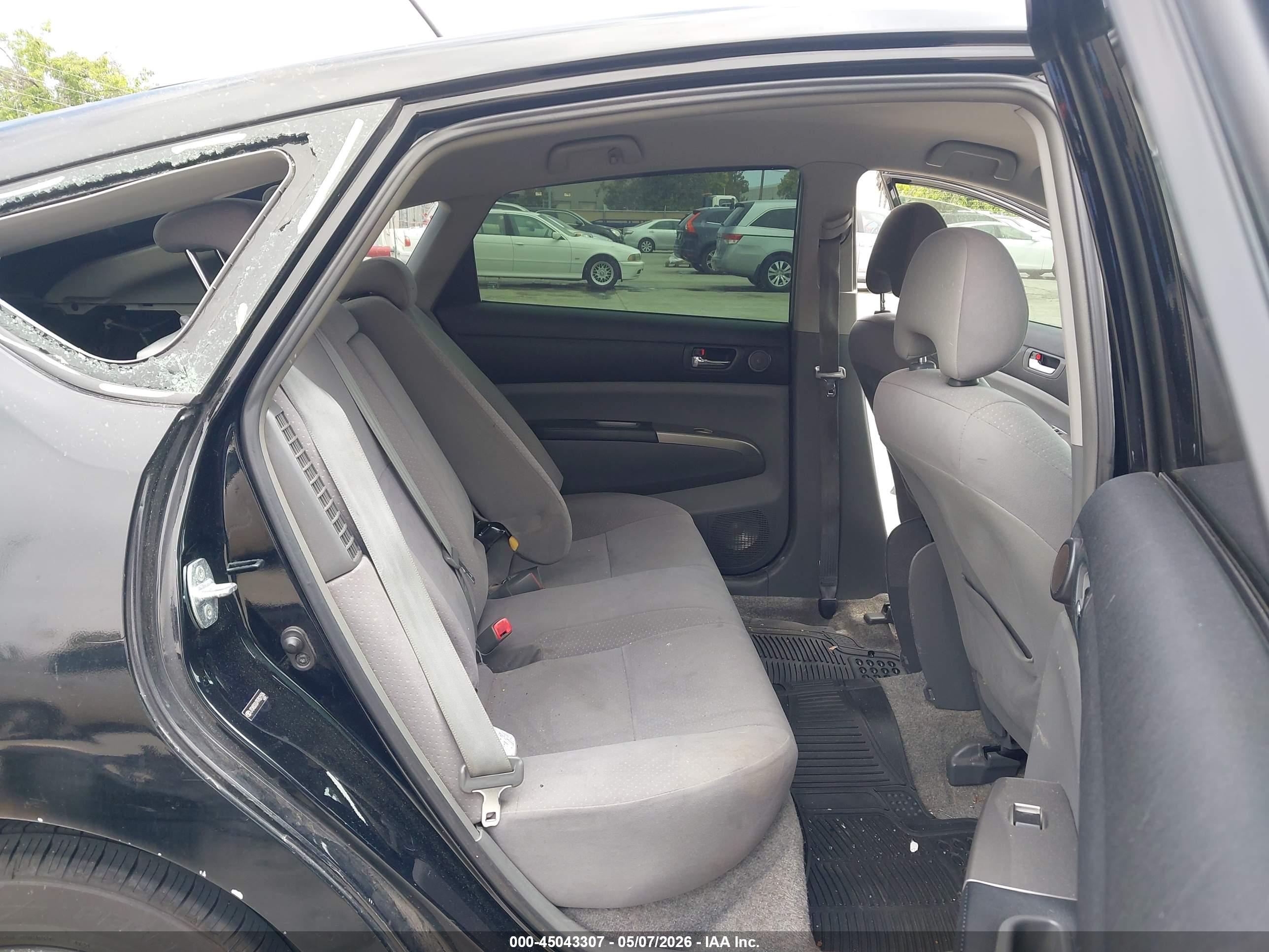 TOYOTA PRIUS image 8