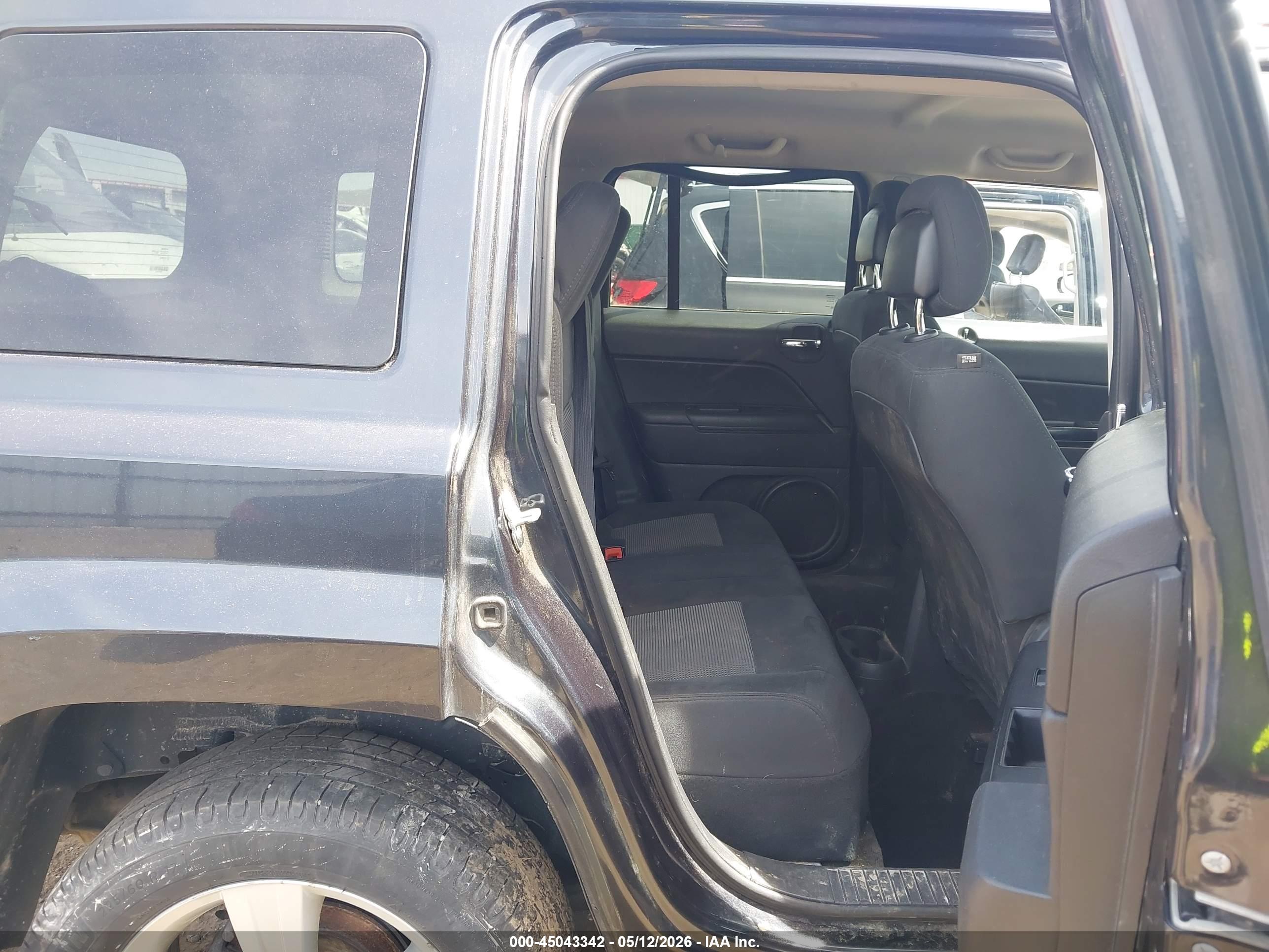 JEEP PATRIOT image 8