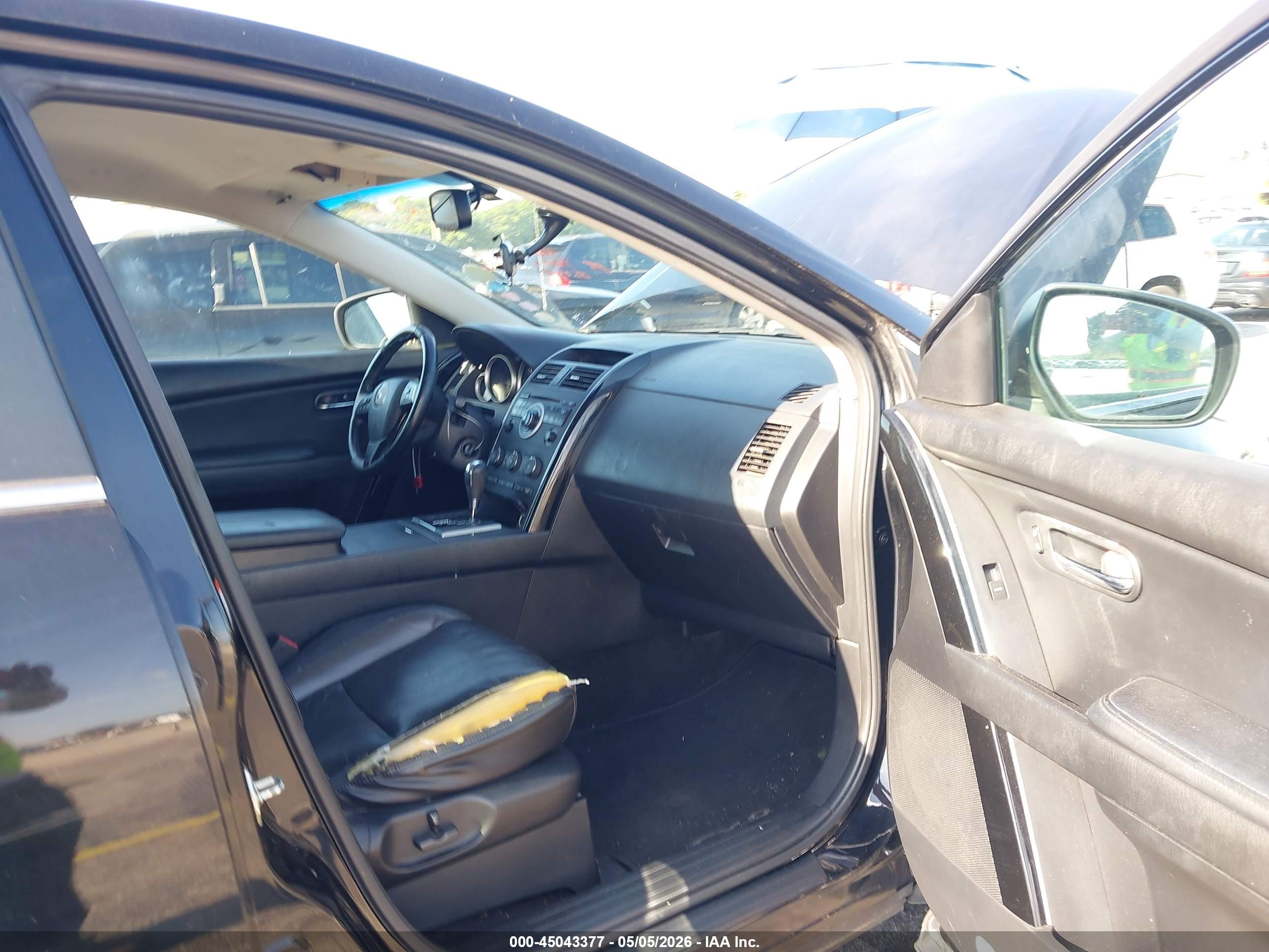 MAZDA CX-9 image 5