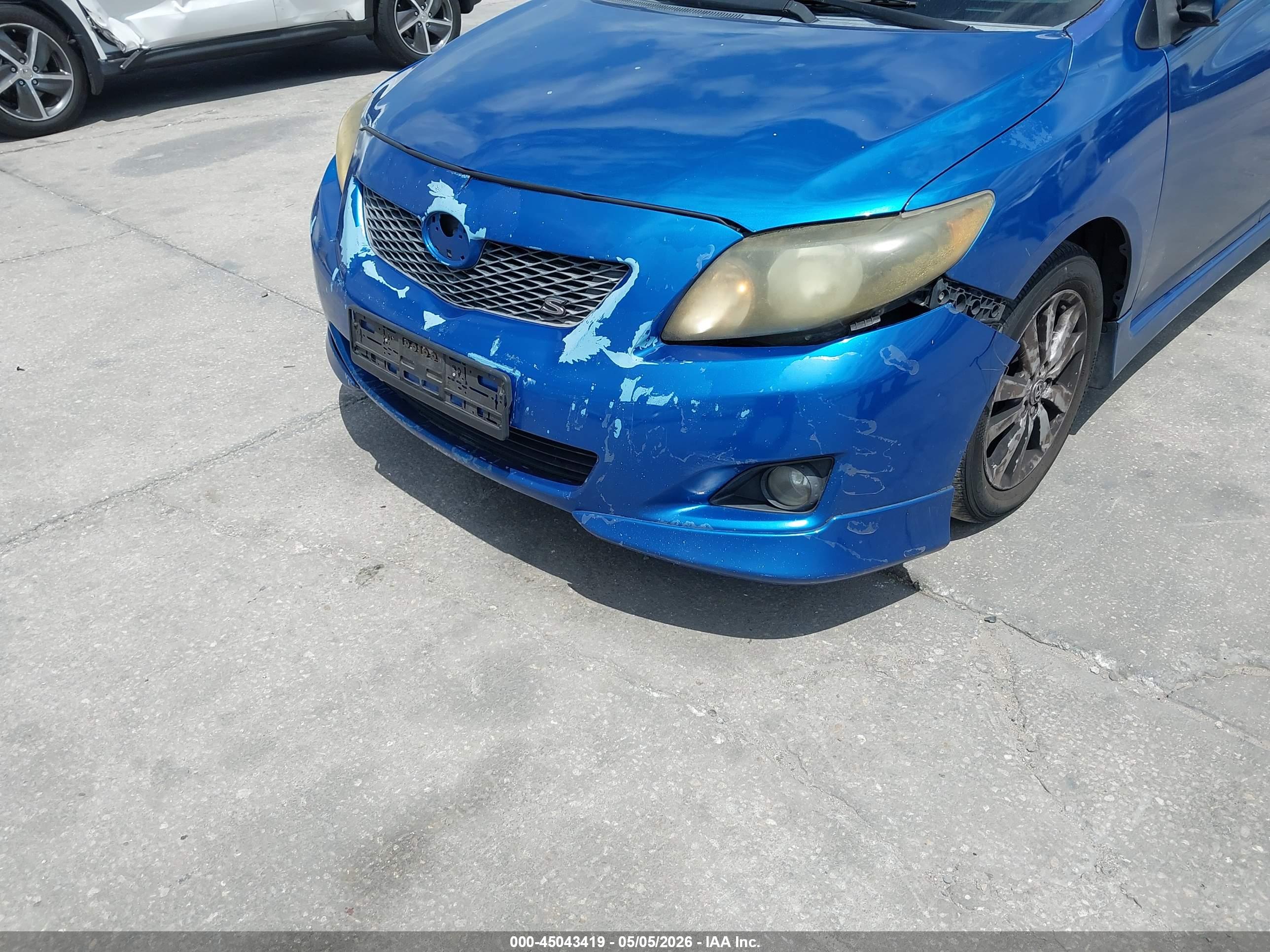 TOYOTA COROLLA image 6