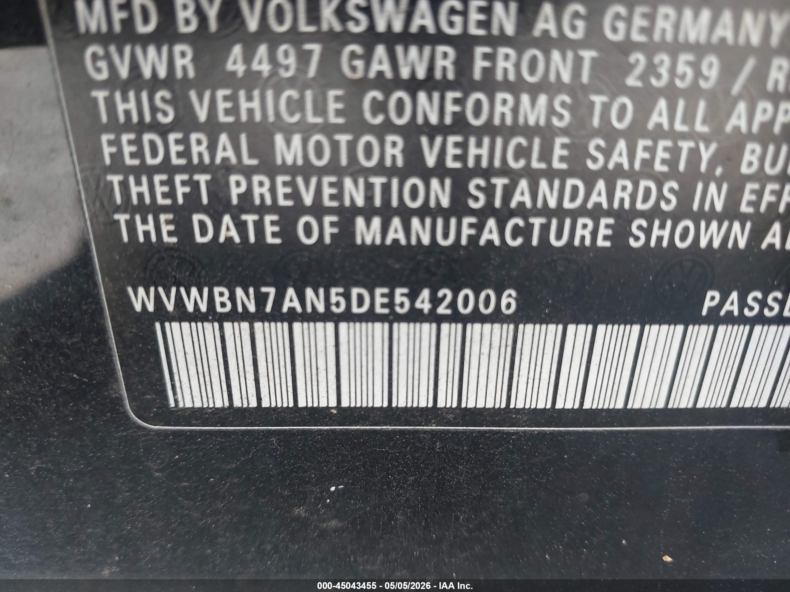 VOLKSWAGEN CC image 9