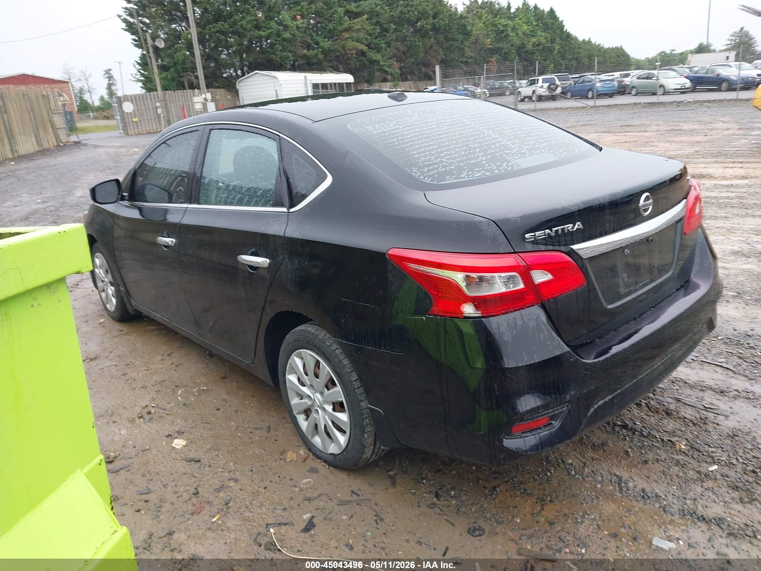 NISSAN SENTRA image 3