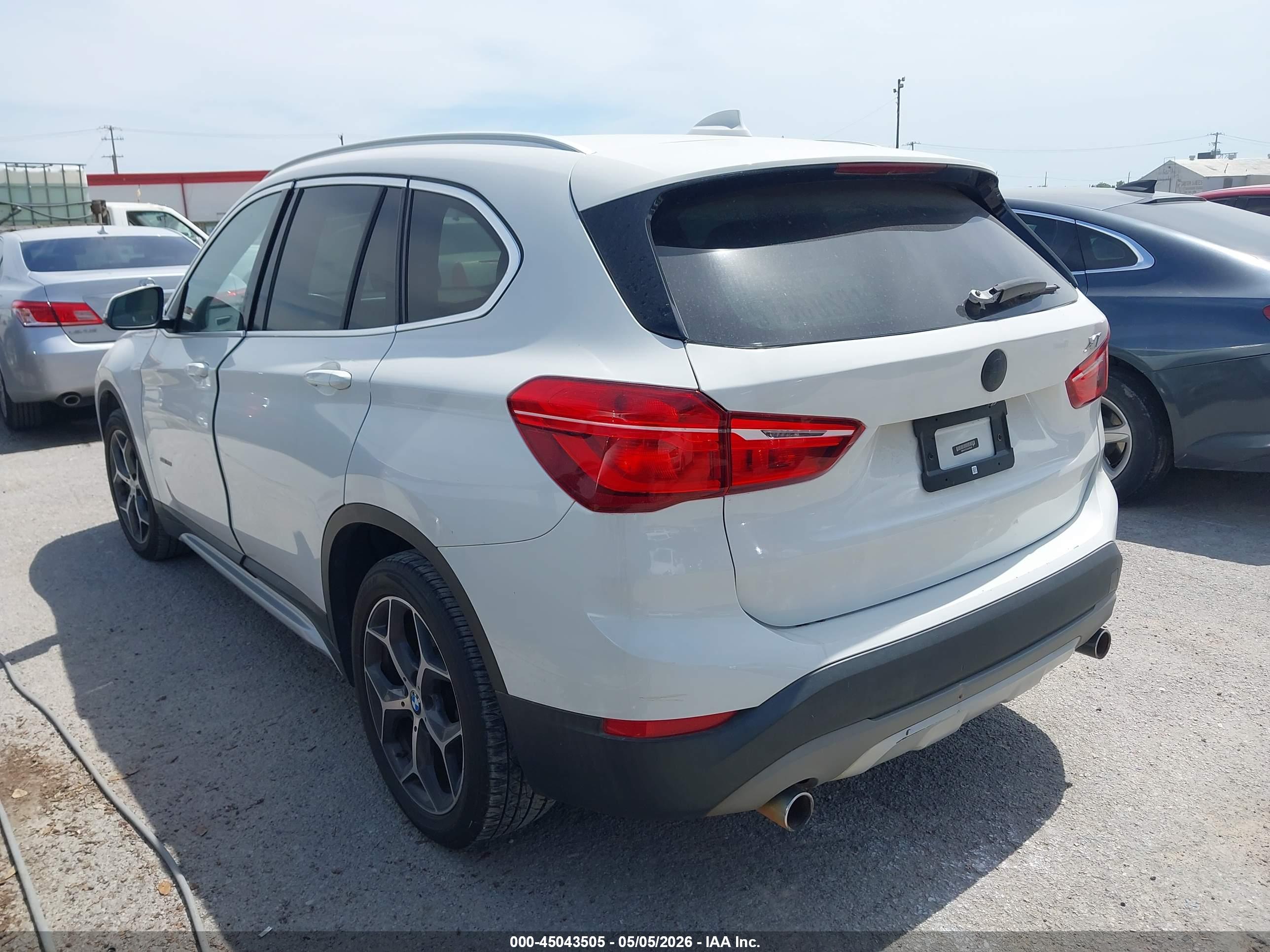 BMW X1 image 3