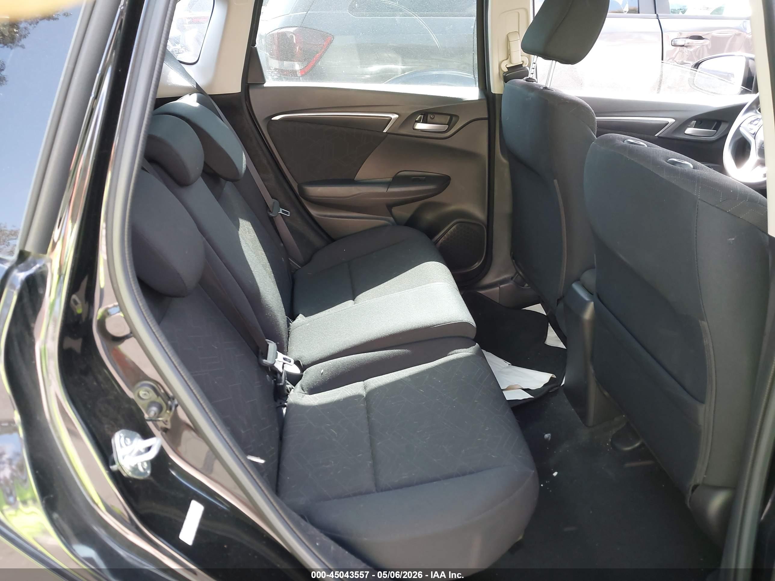 HONDA FIT image 8