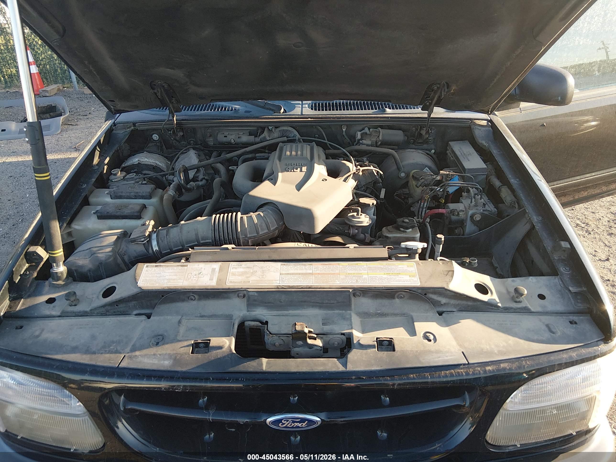 FORD EXPLORER image 10