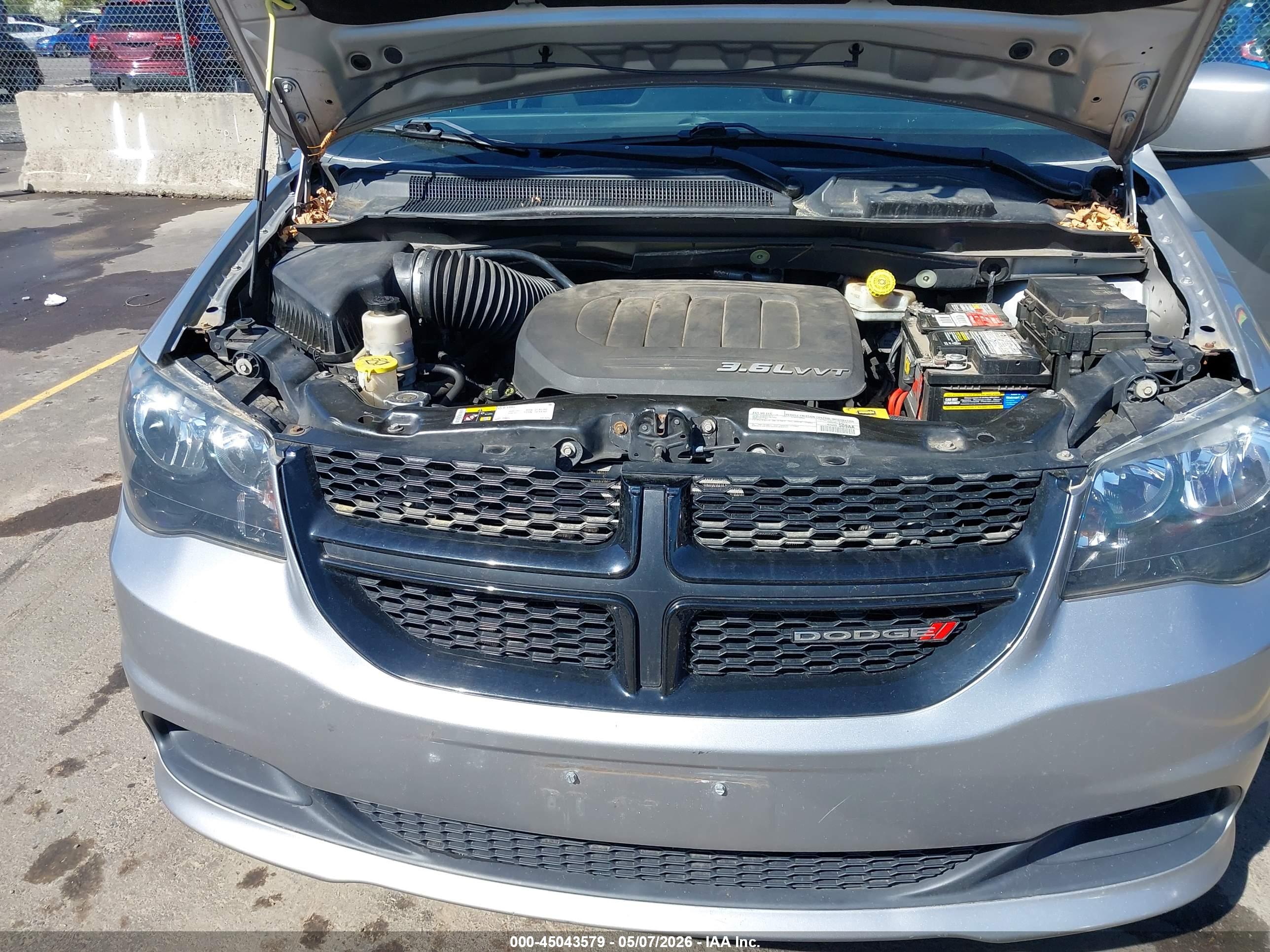 DODGE GRAND image 10