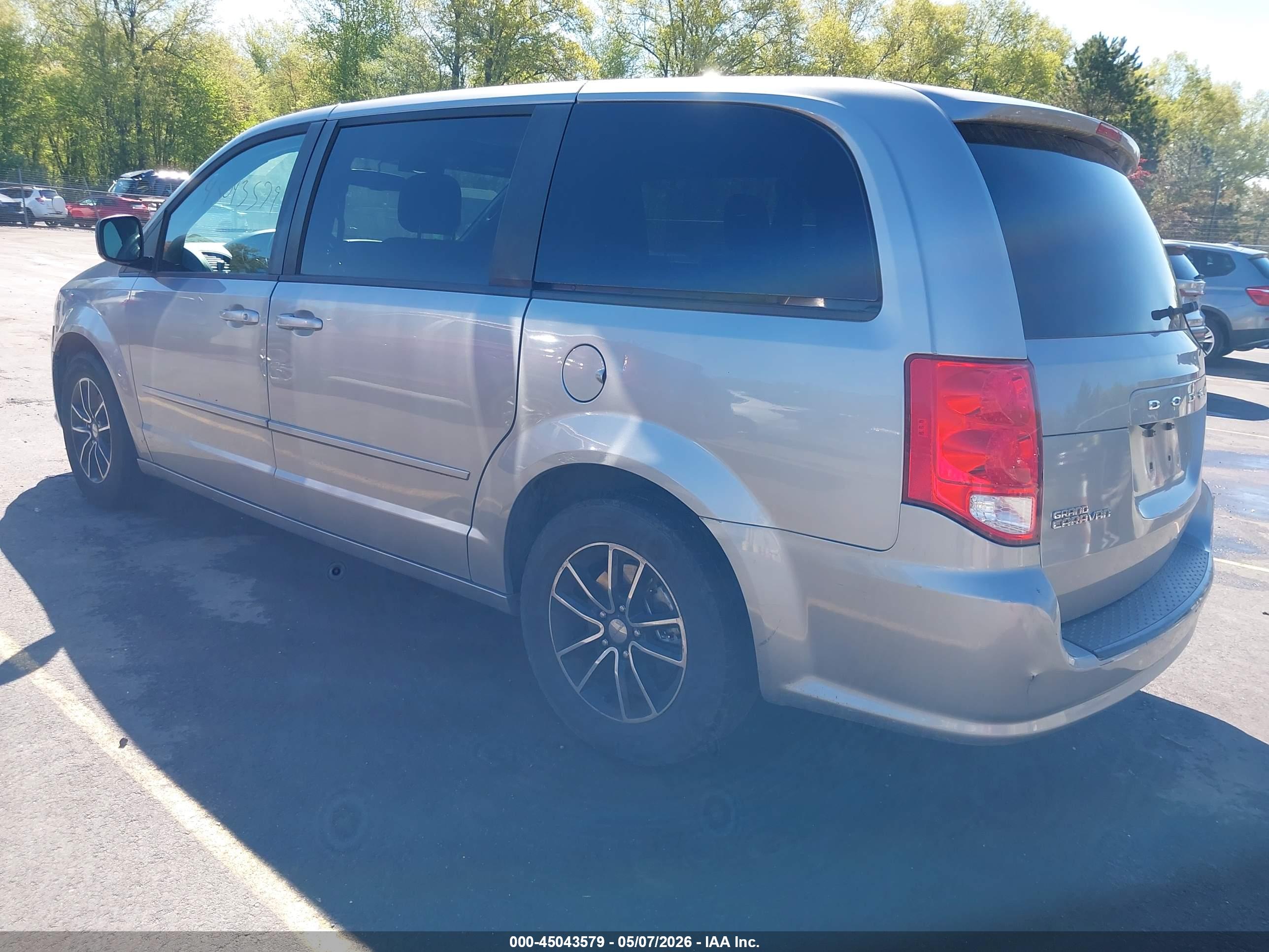 DODGE GRAND image 3