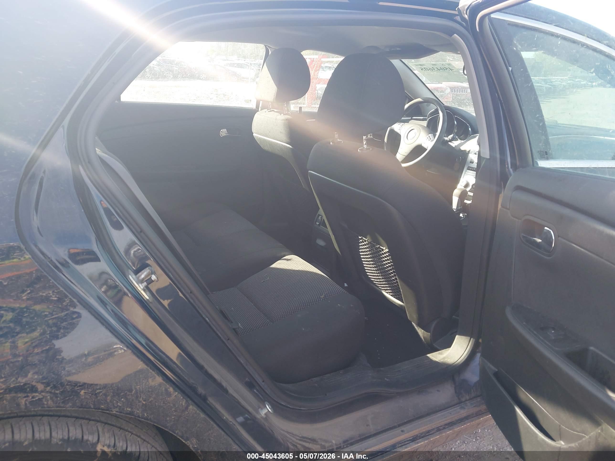 CHEVROLET MALIBU image 8