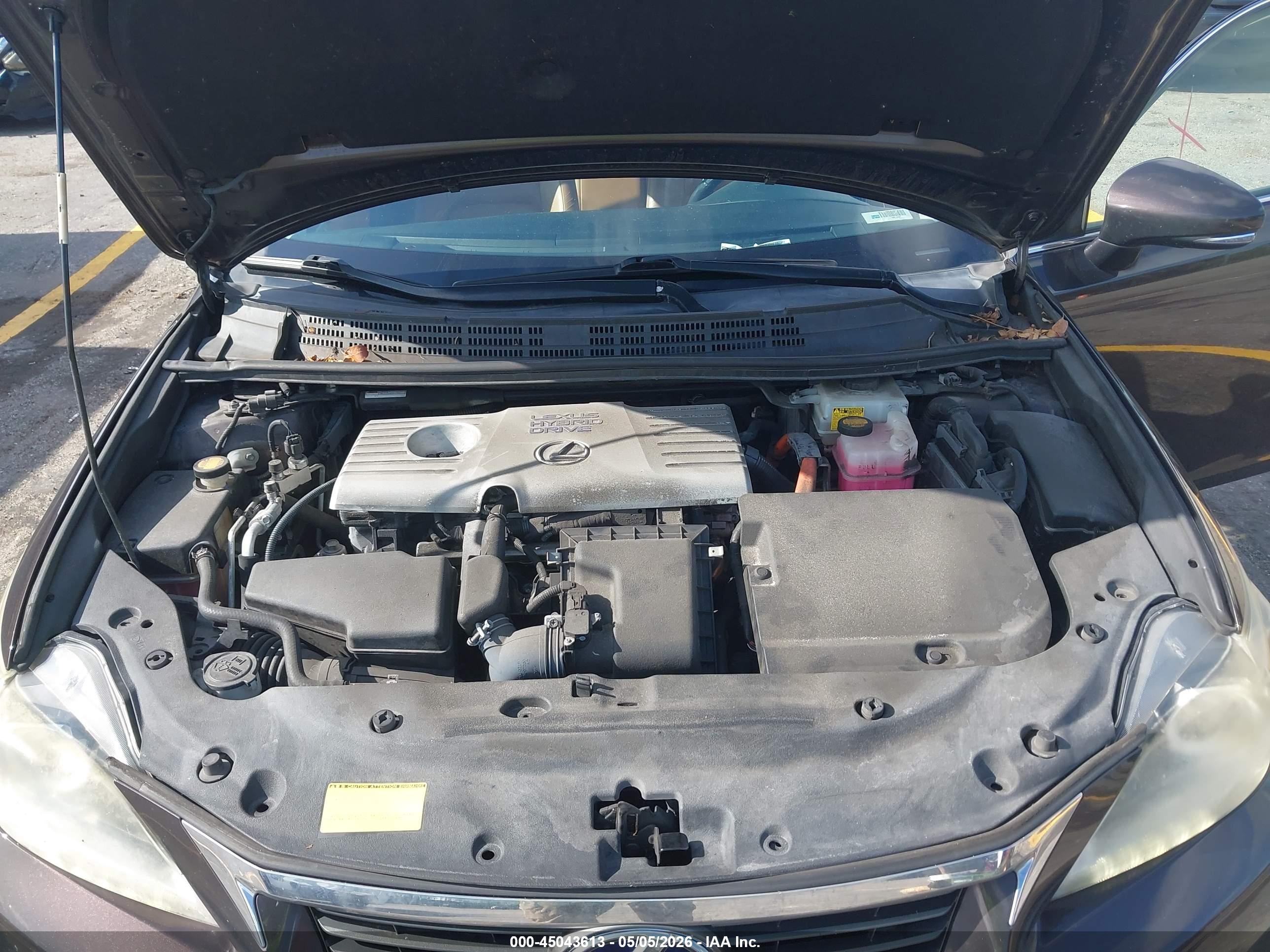 LEXUS CT image 10