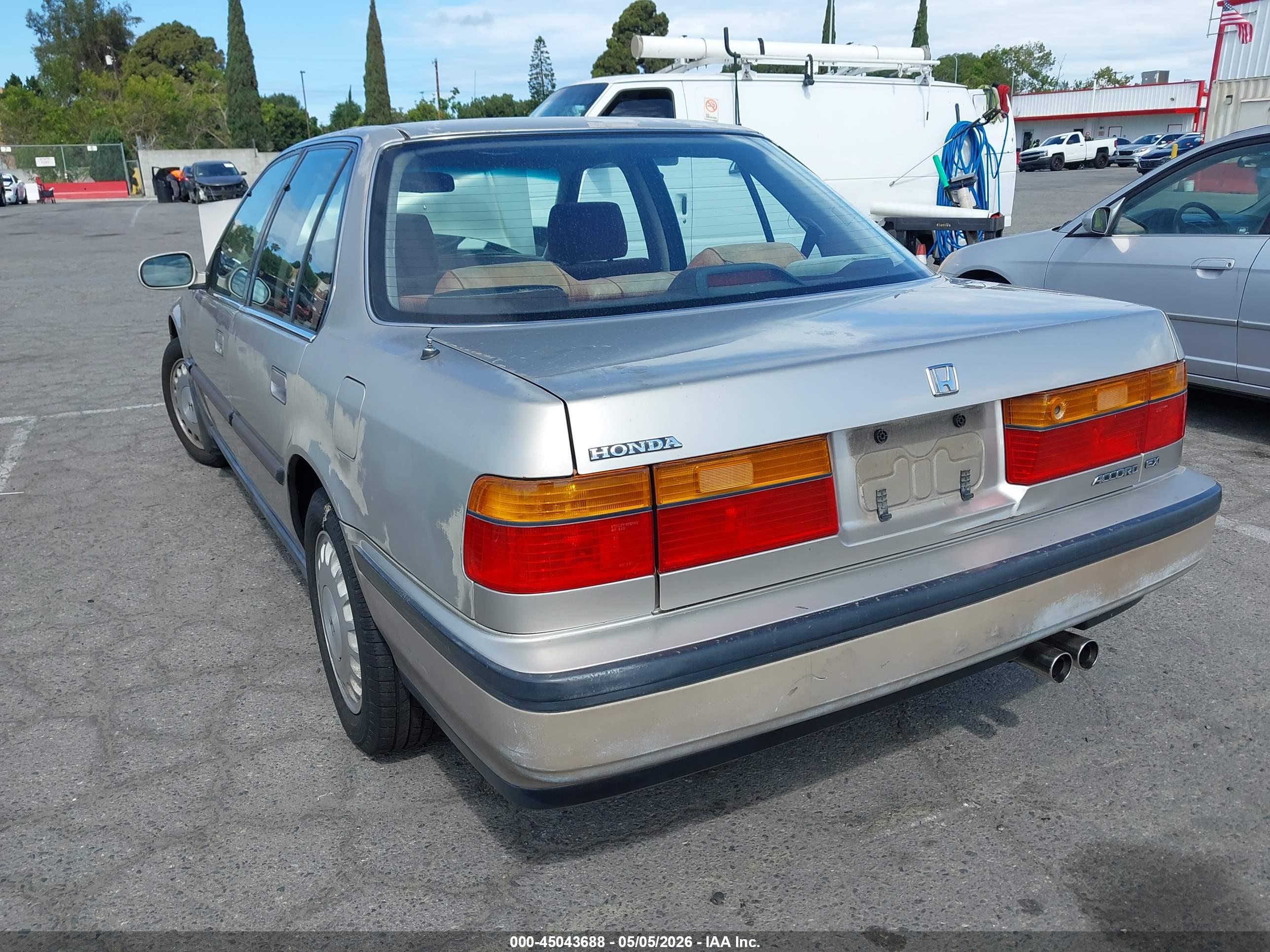 HONDA ACCORD image 3