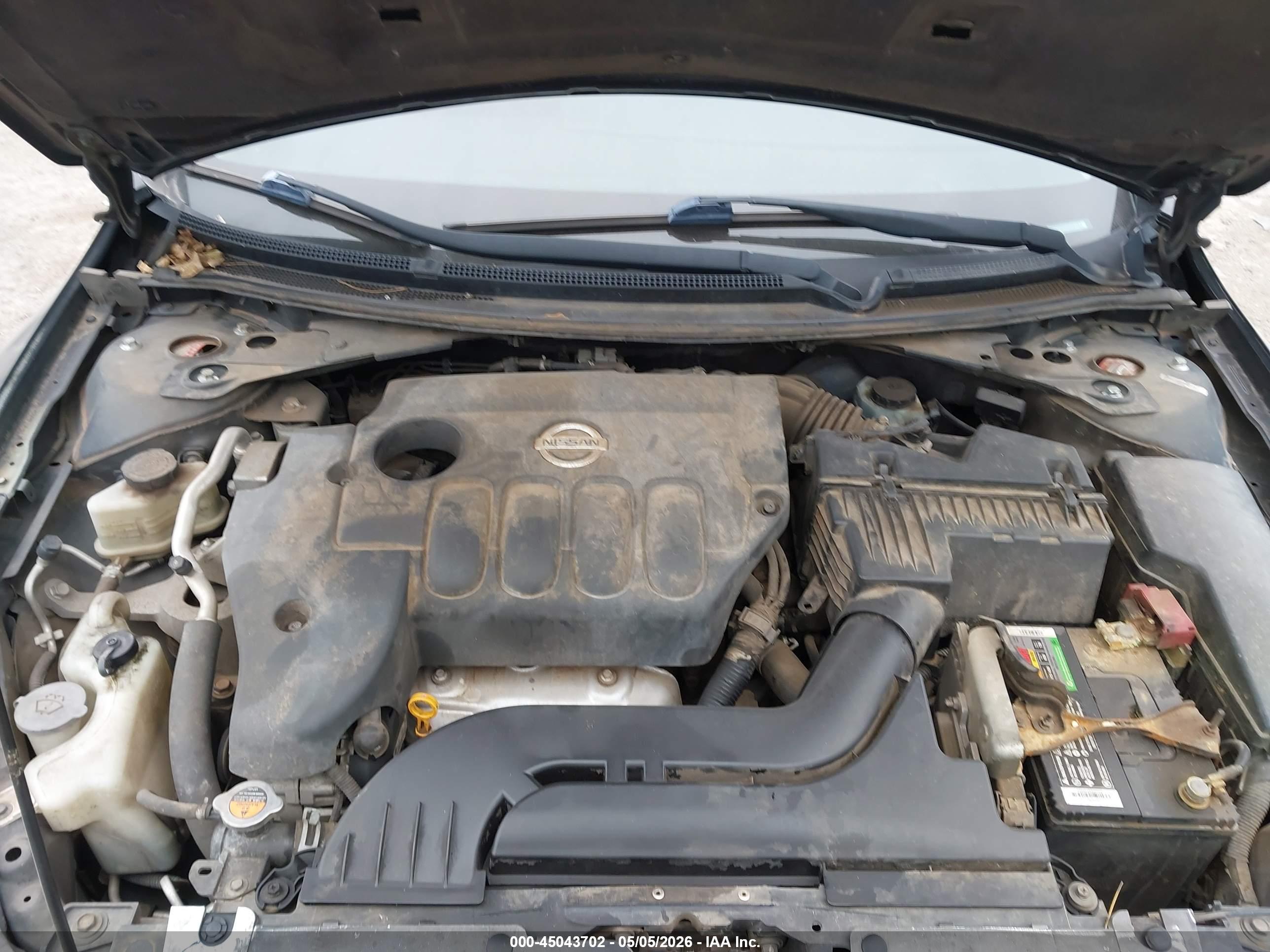 NISSAN ALTIMA image 10