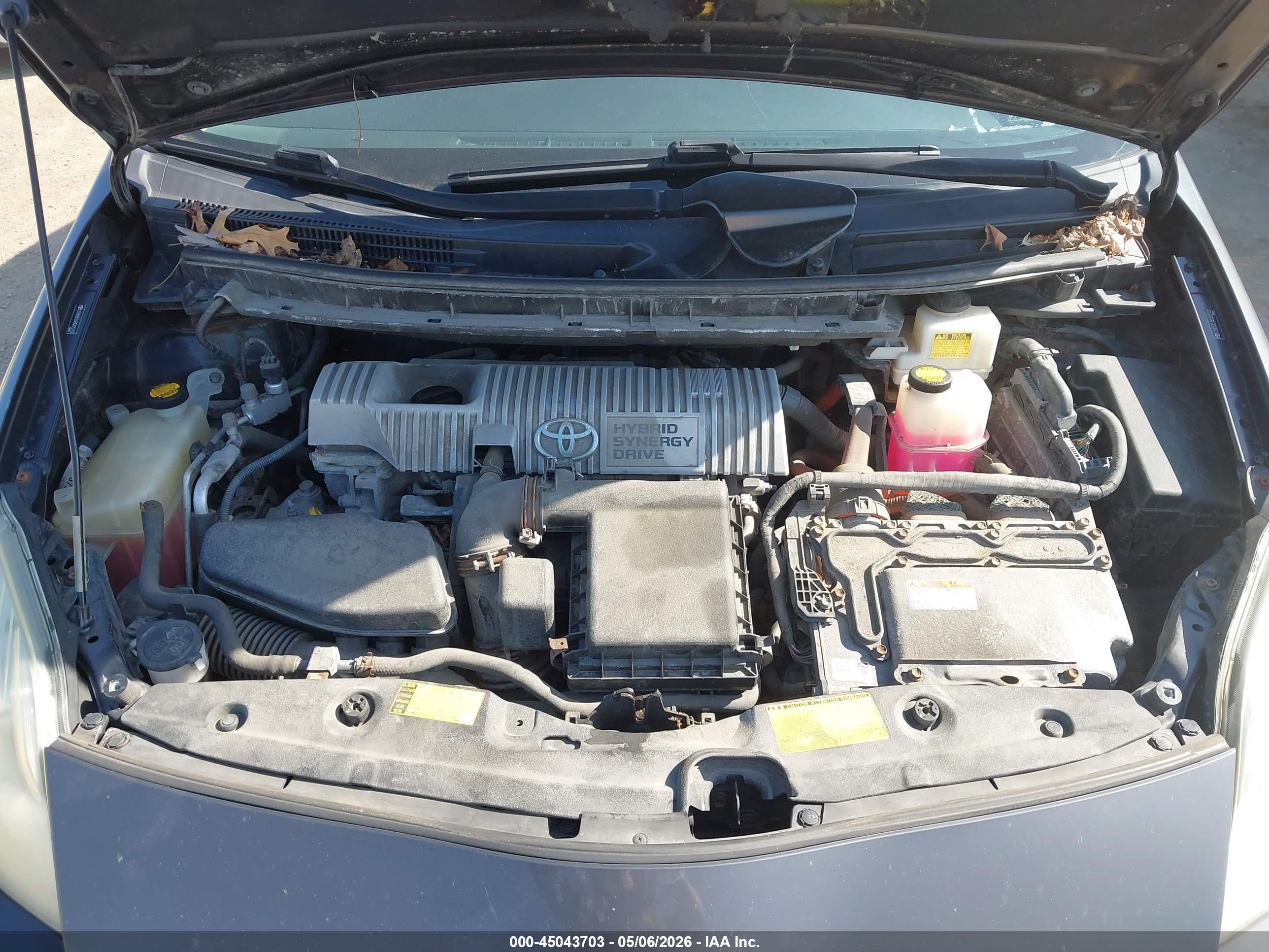 TOYOTA PRIUS image 10