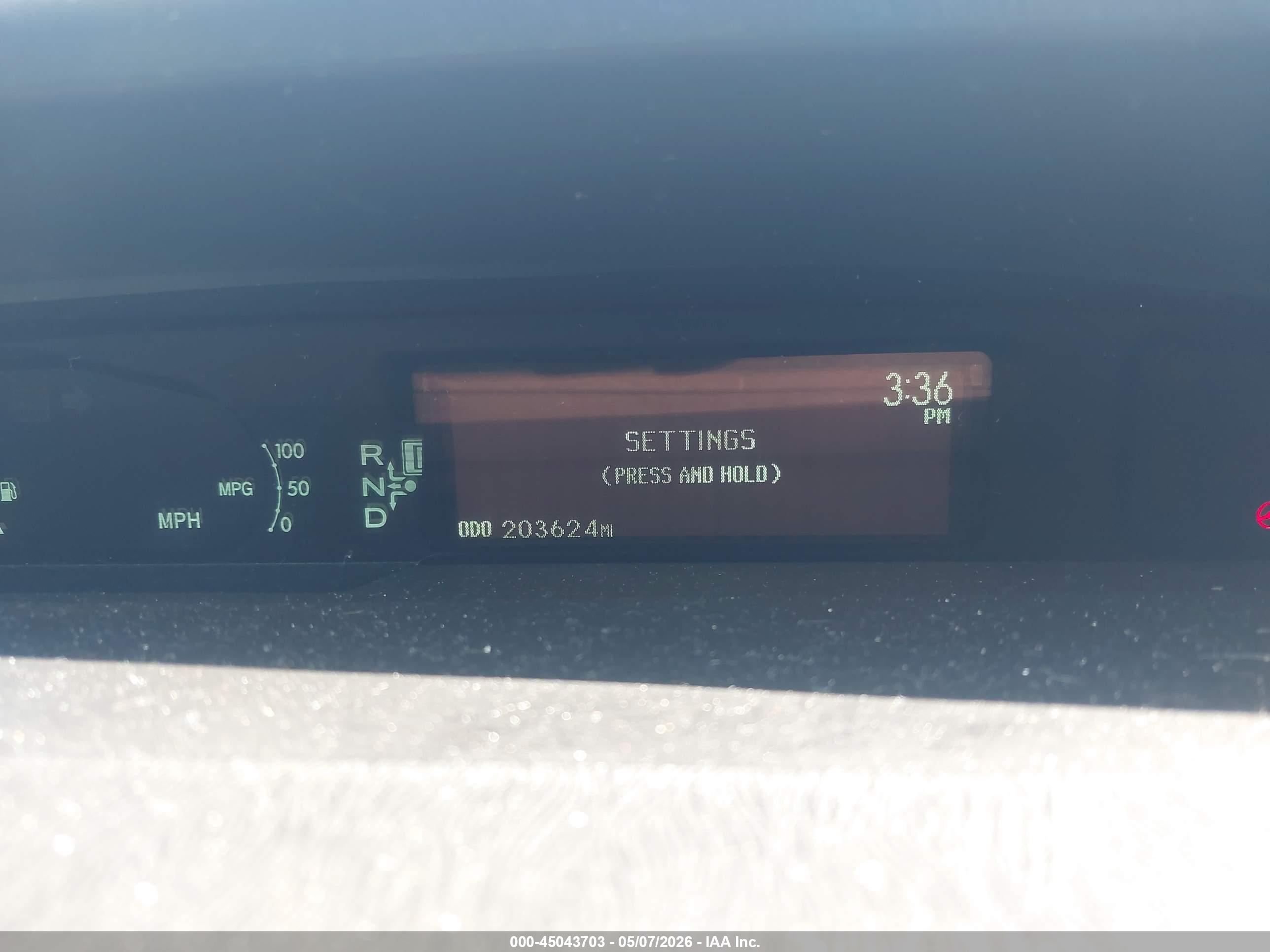 TOYOTA PRIUS image 7