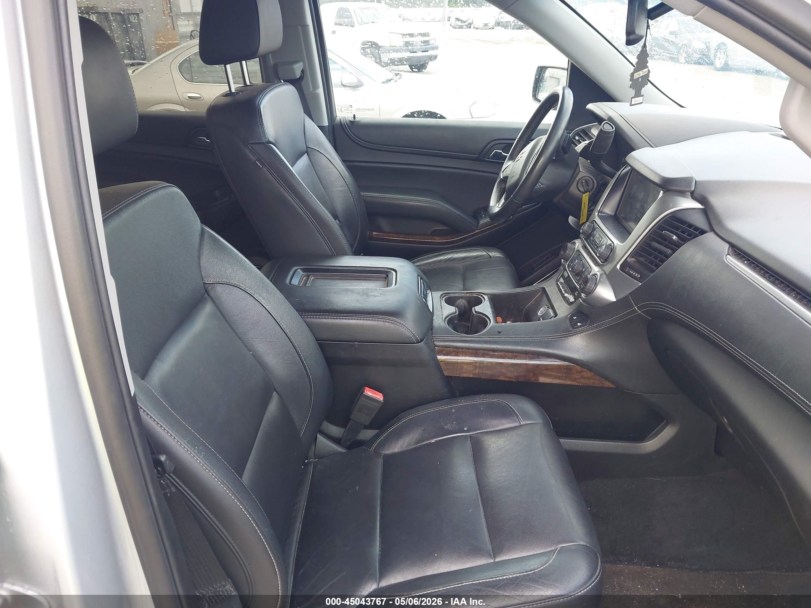 CHEVROLET TAHOE image 5