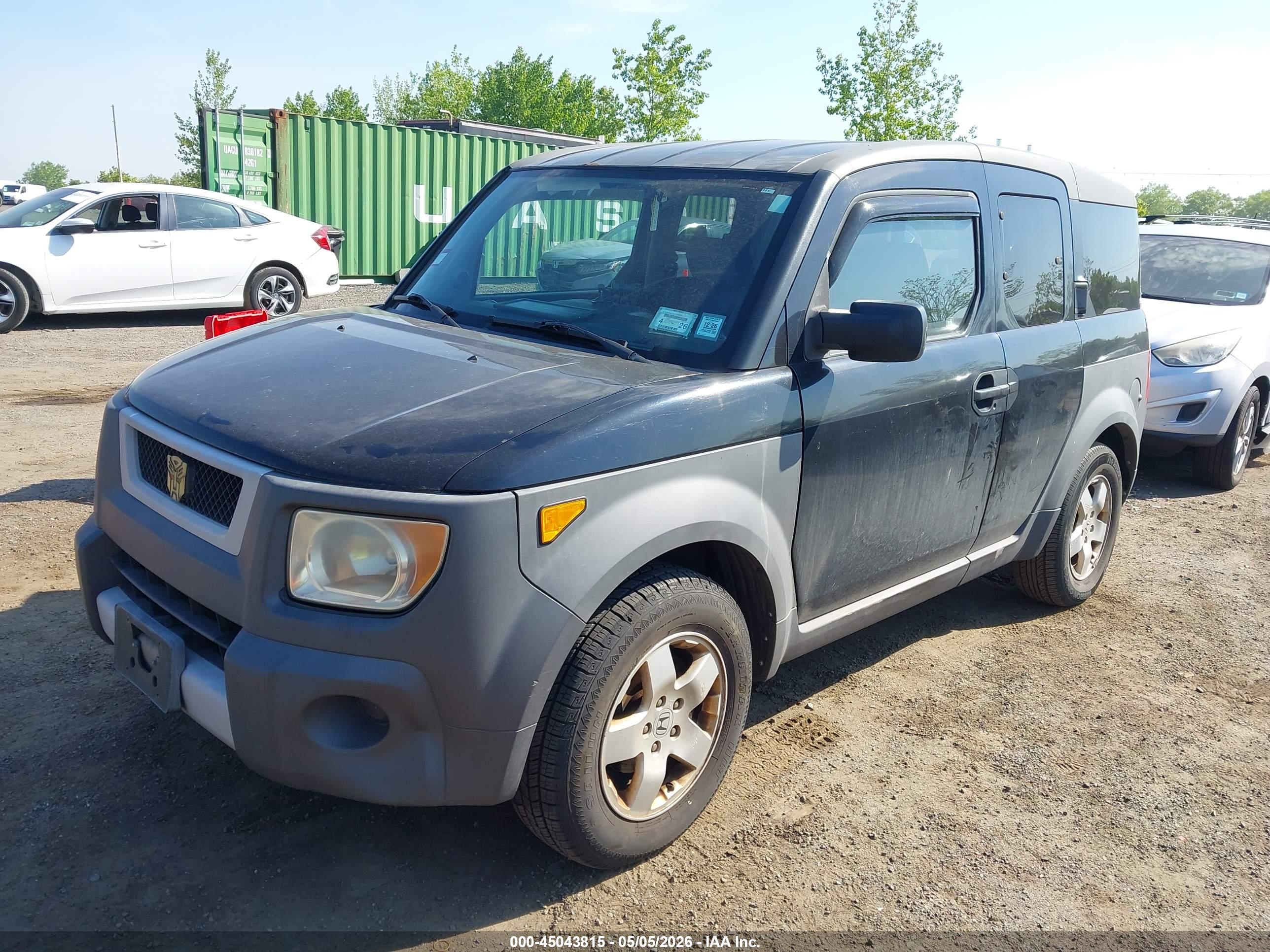 HONDA ELEMENT image 2