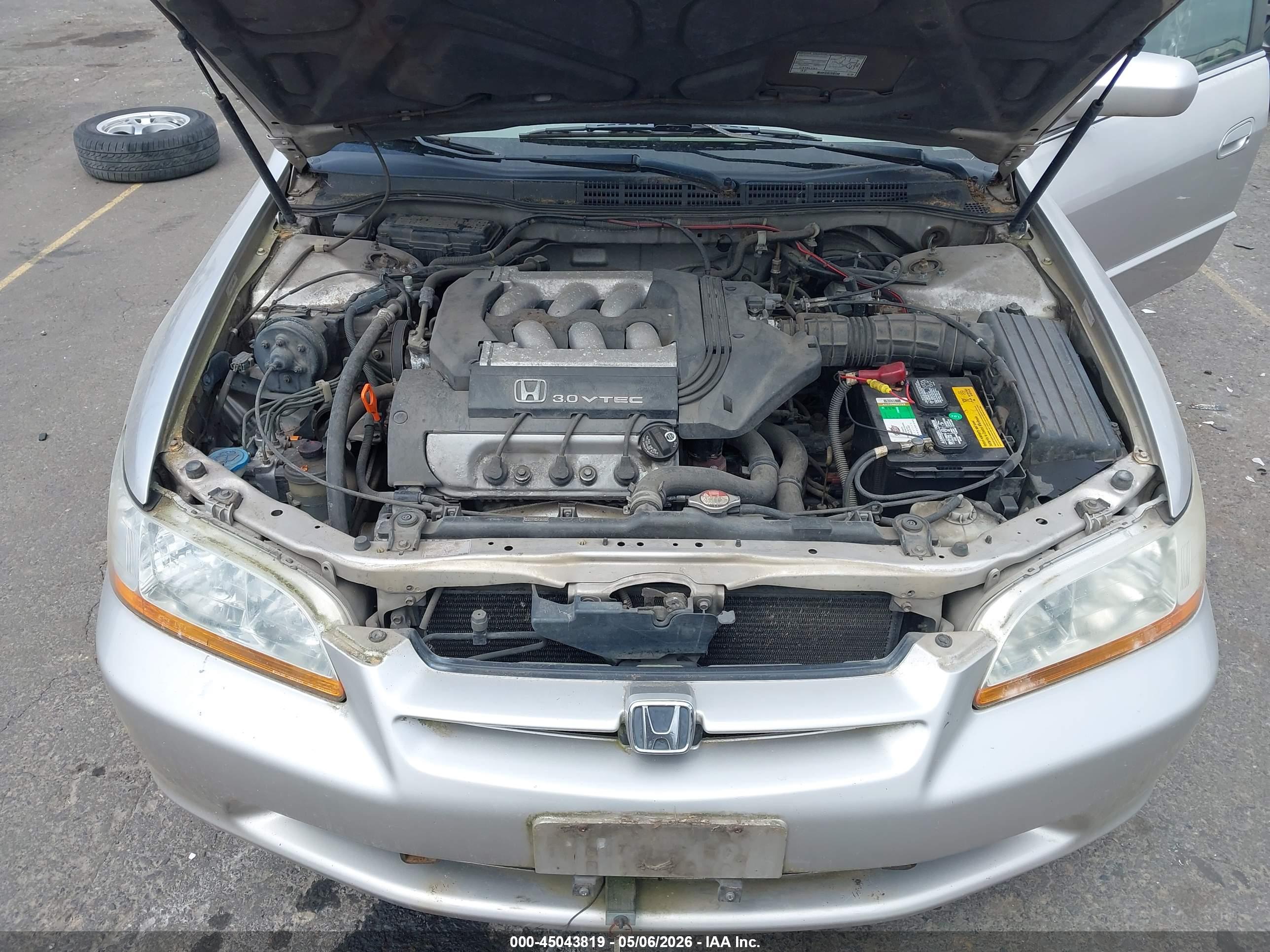 HONDA ACCORD image 10