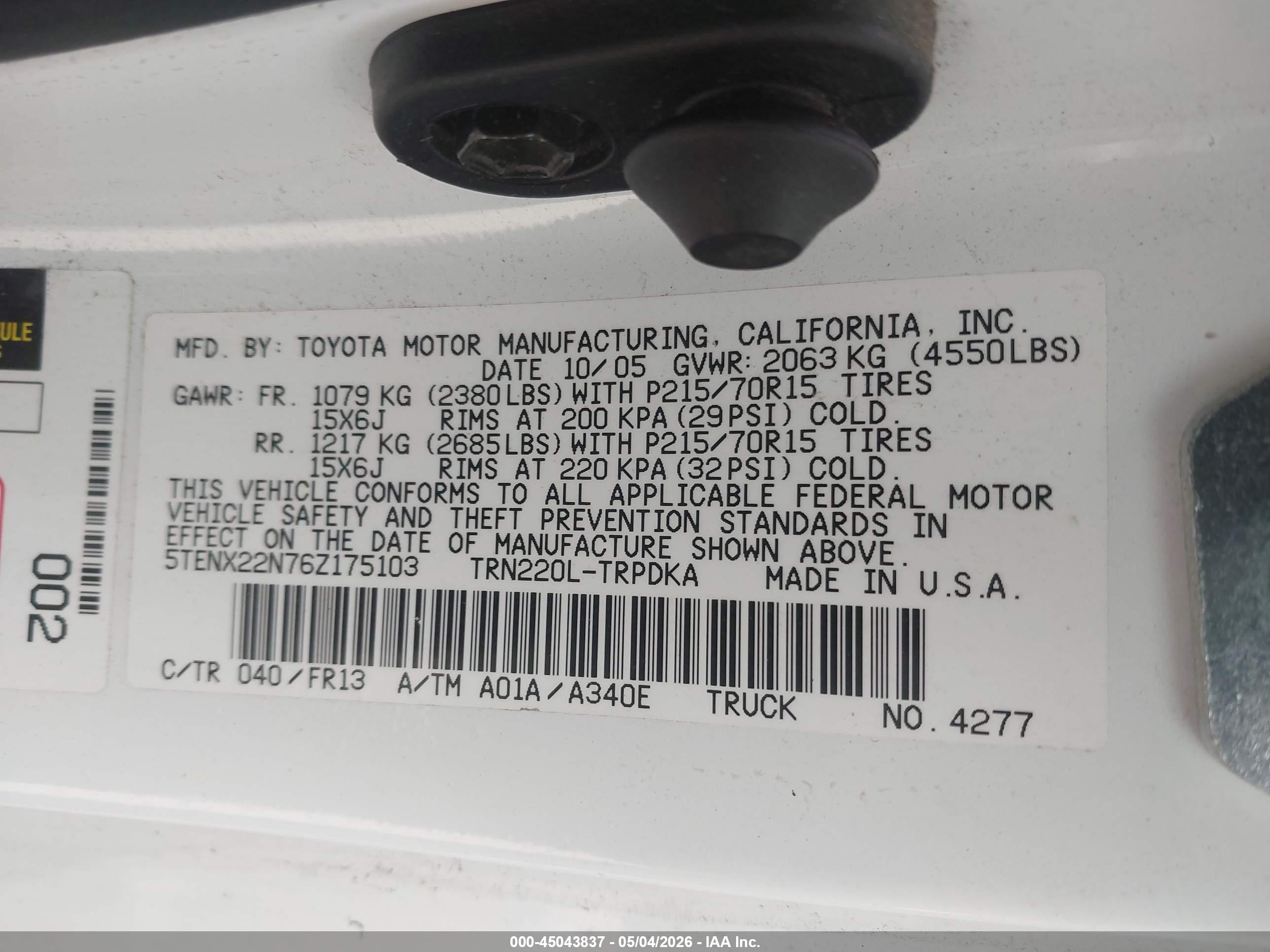 TOYOTA TACOMA image 9