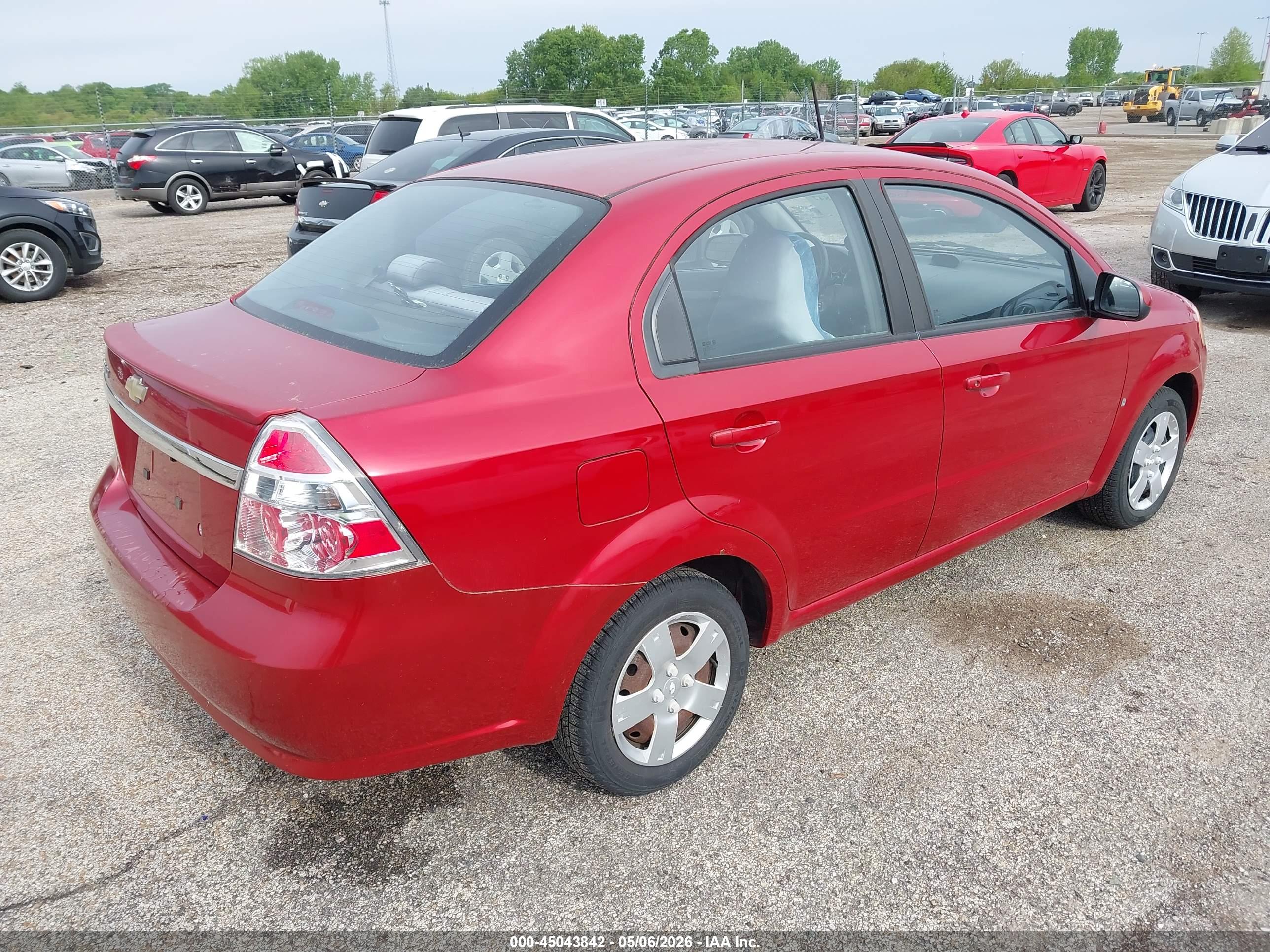 CHEVROLET AVEO image 4