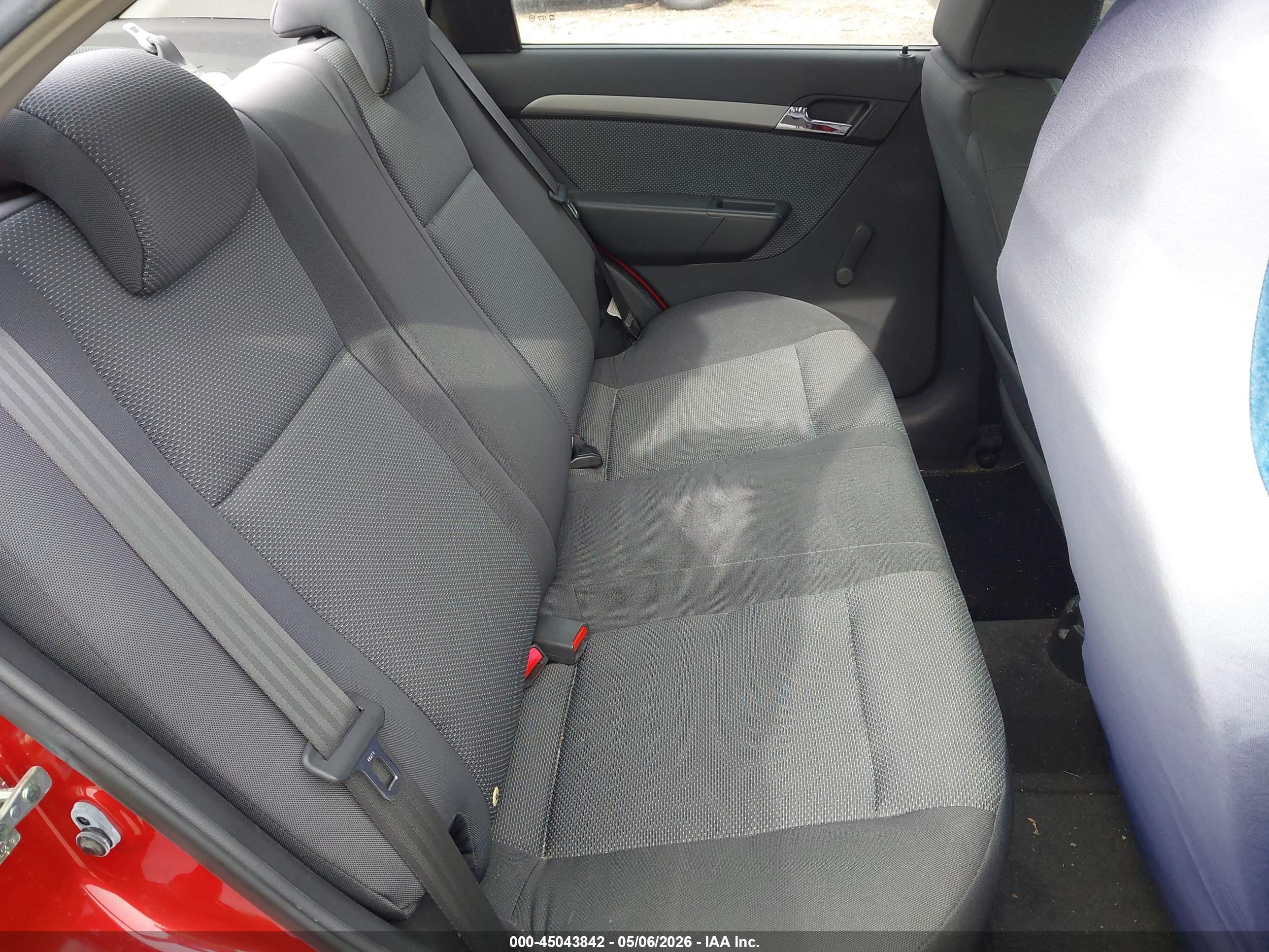 CHEVROLET AVEO image 8