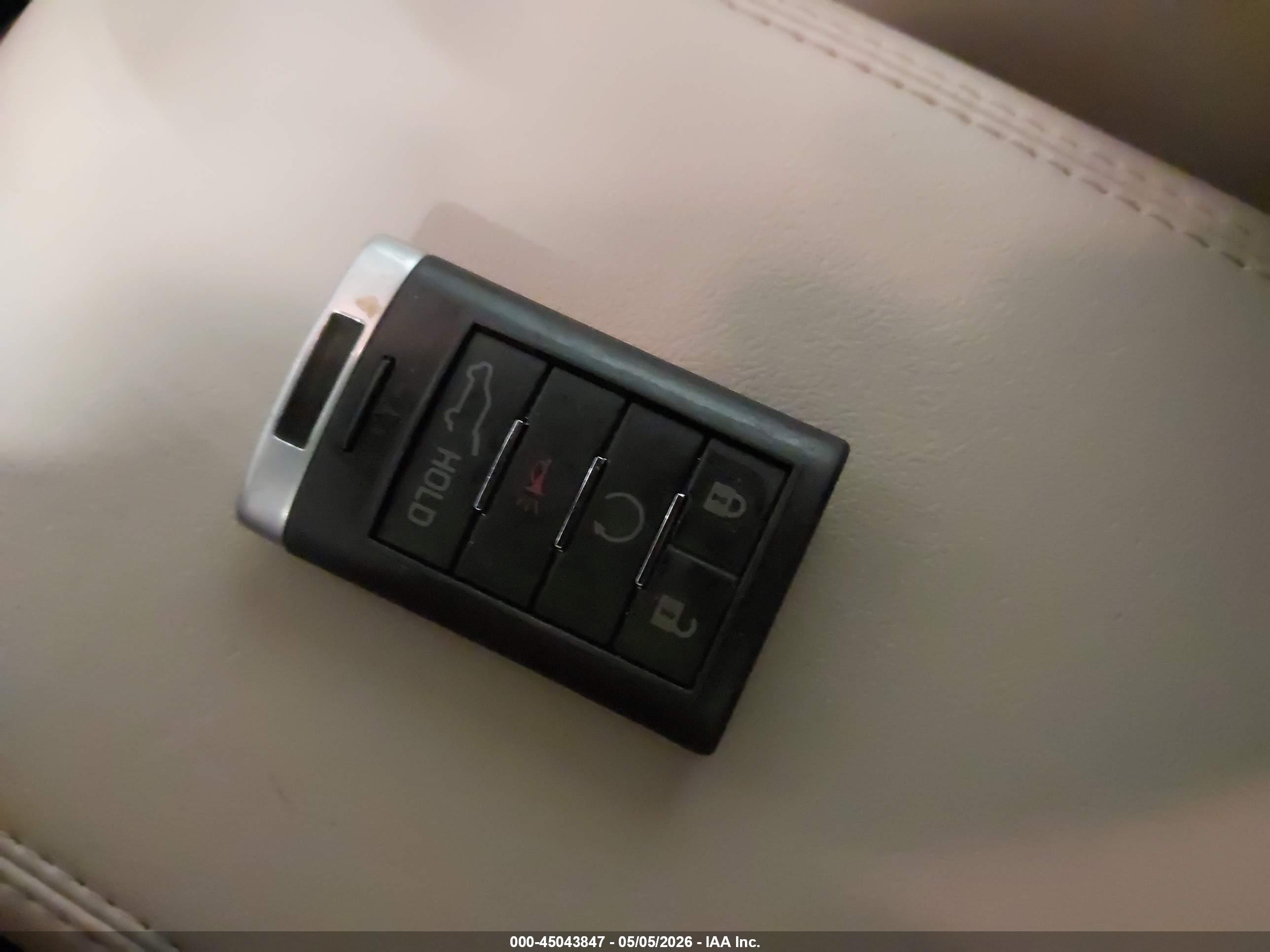 CADILLAC SRX image 11