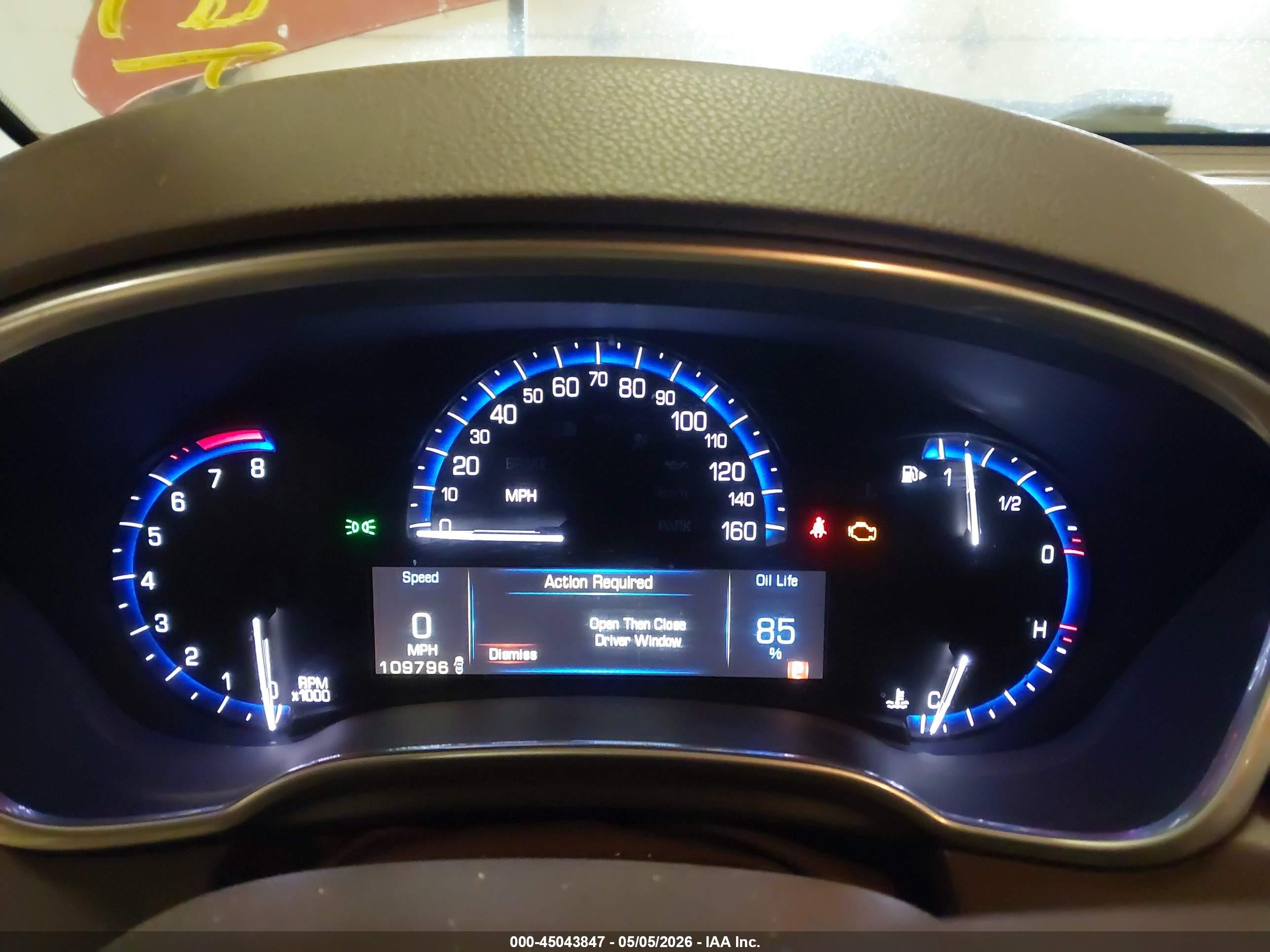 CADILLAC SRX image 7