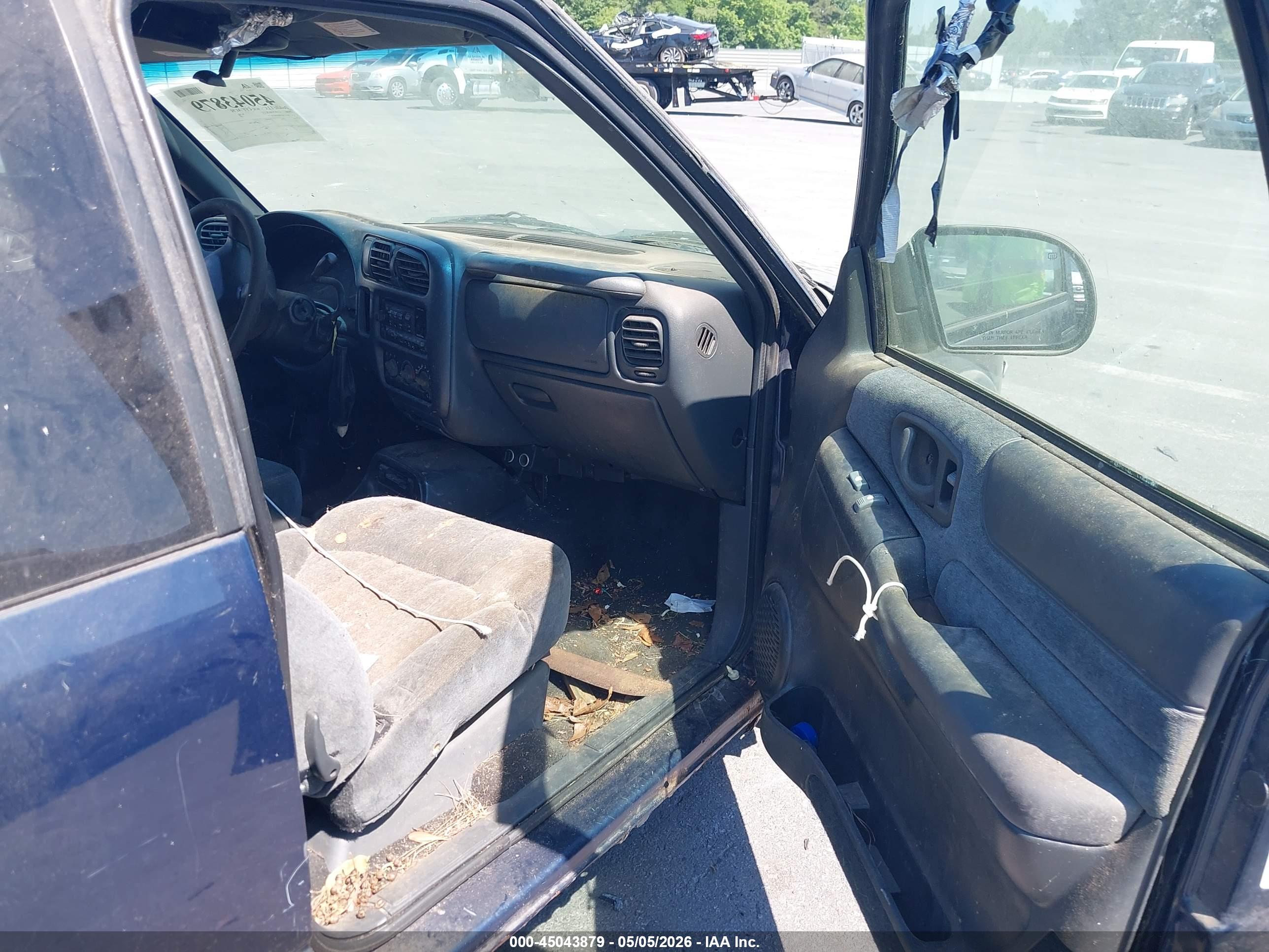 CHEVROLET S-10 image 5