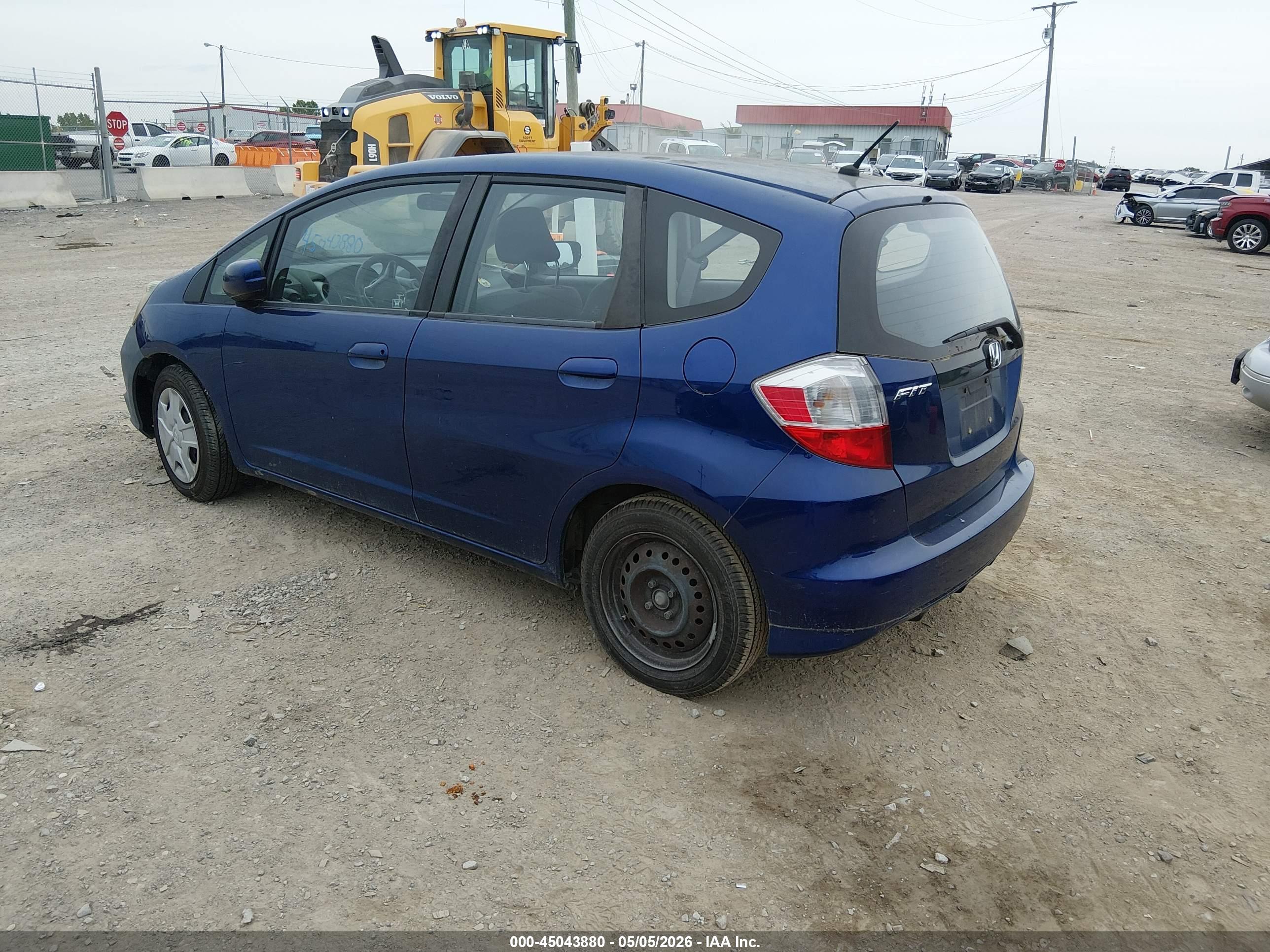 HONDA FIT image 3