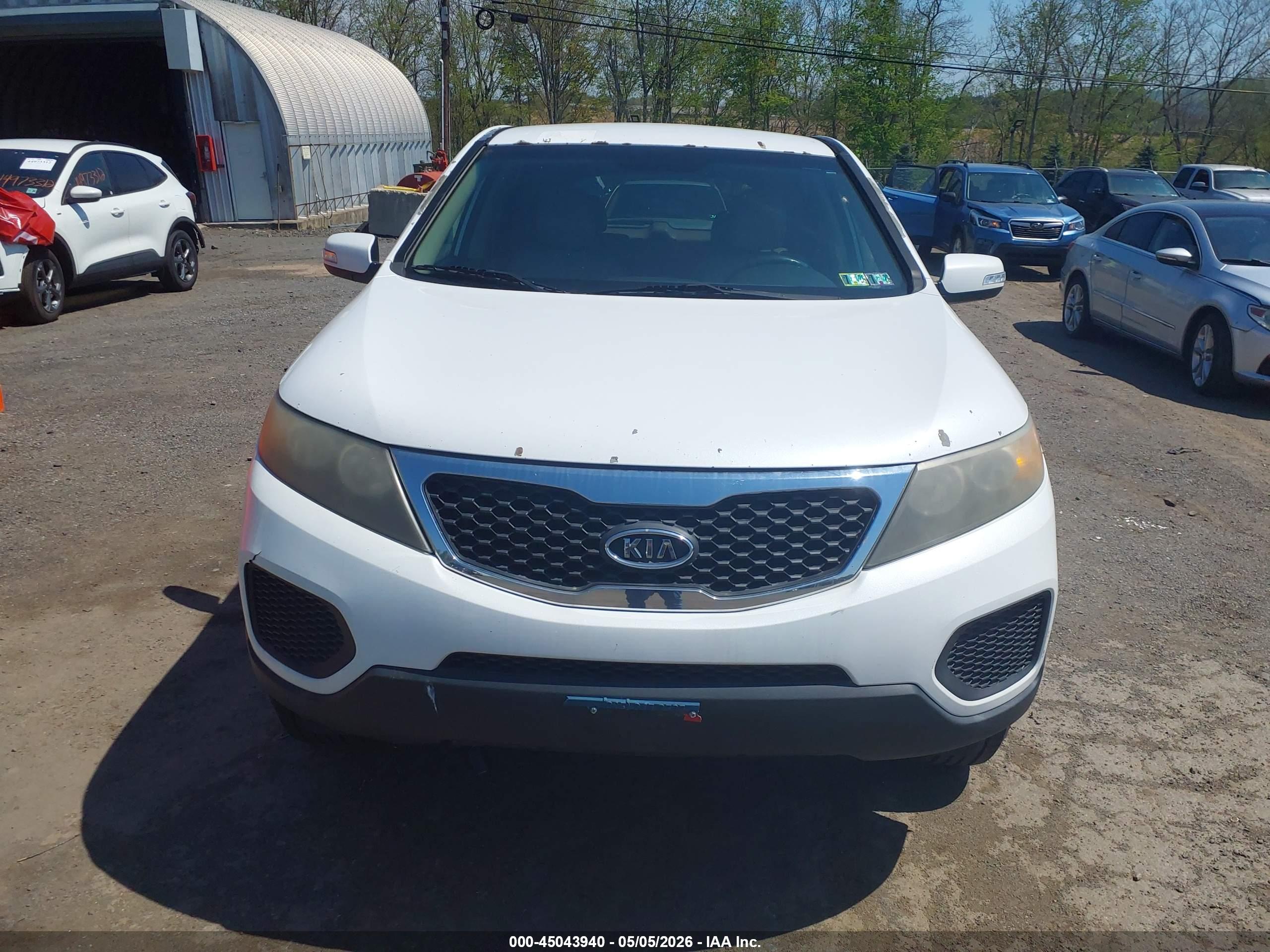 KIA SORENTO image 6