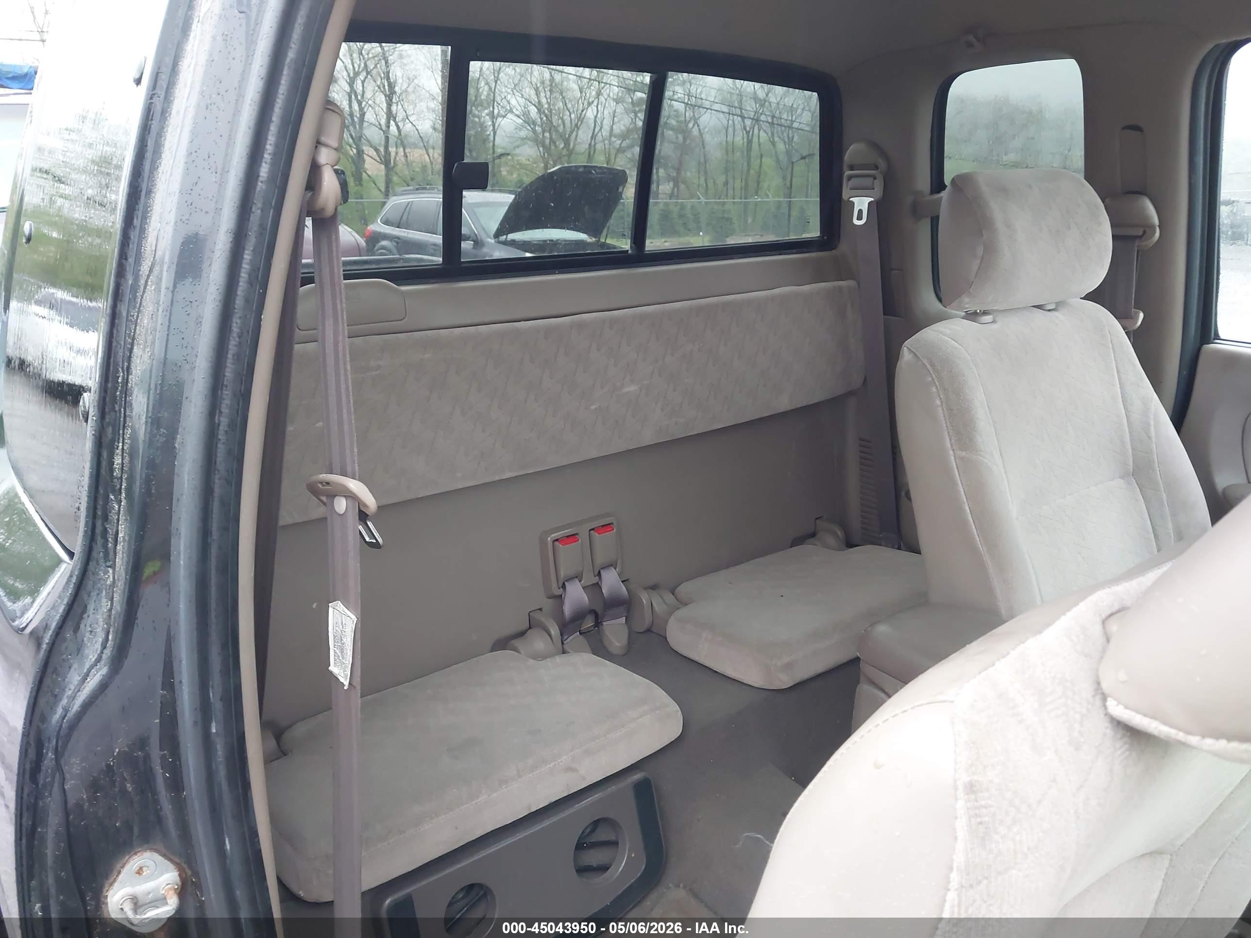 TOYOTA TACOMA image 8