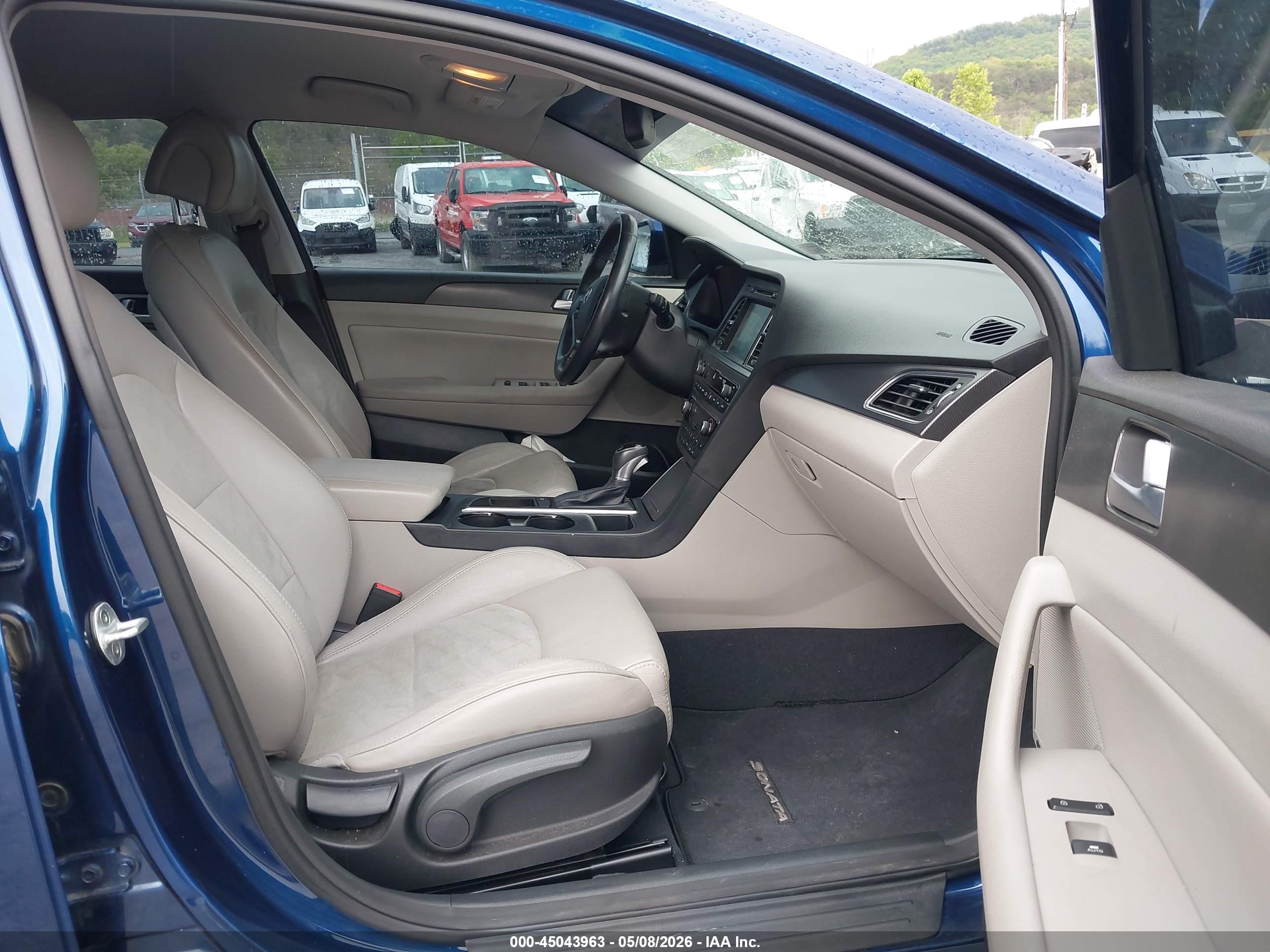HYUNDAI SONATA image 5