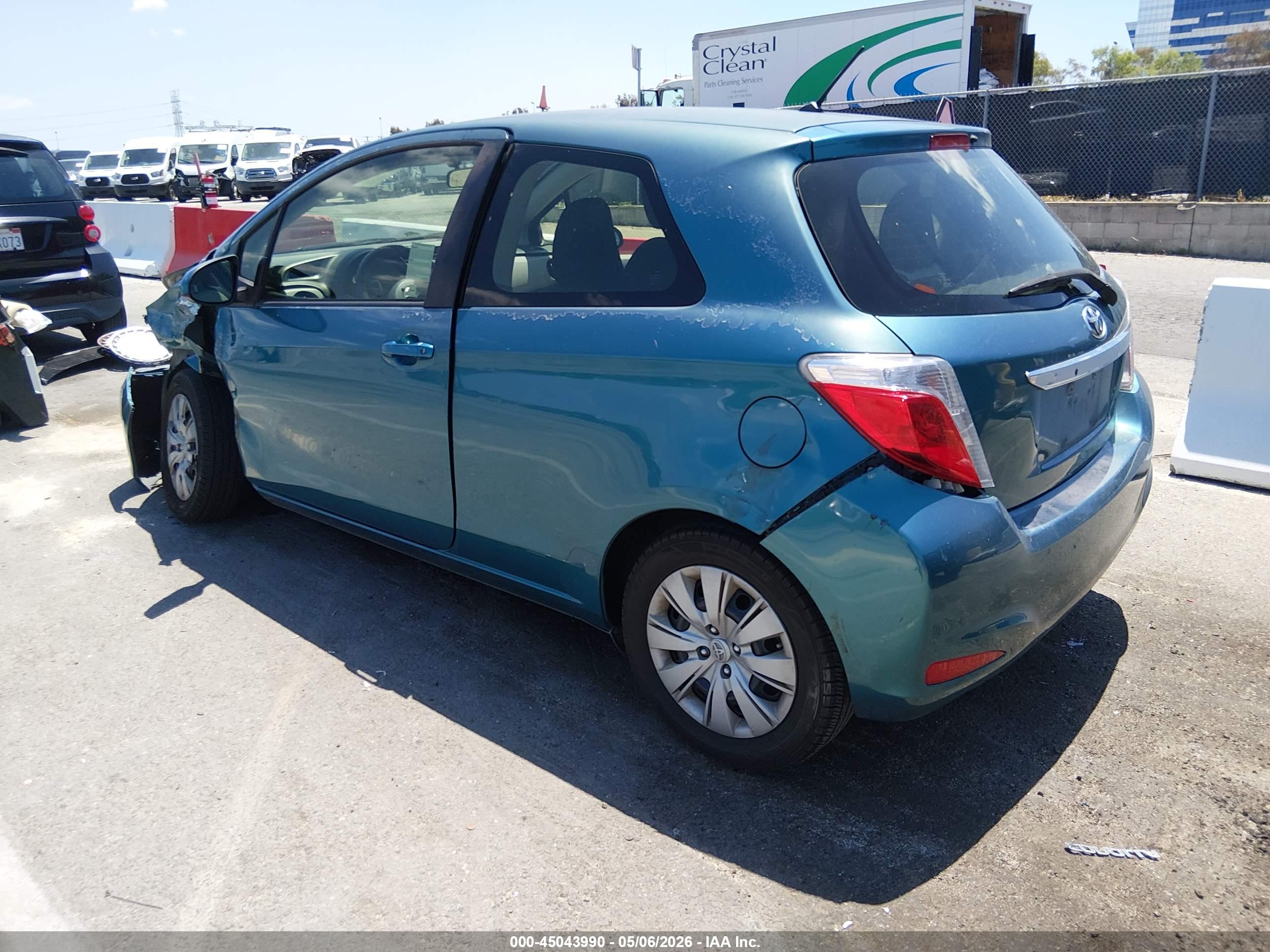 TOYOTA YARIS image 3