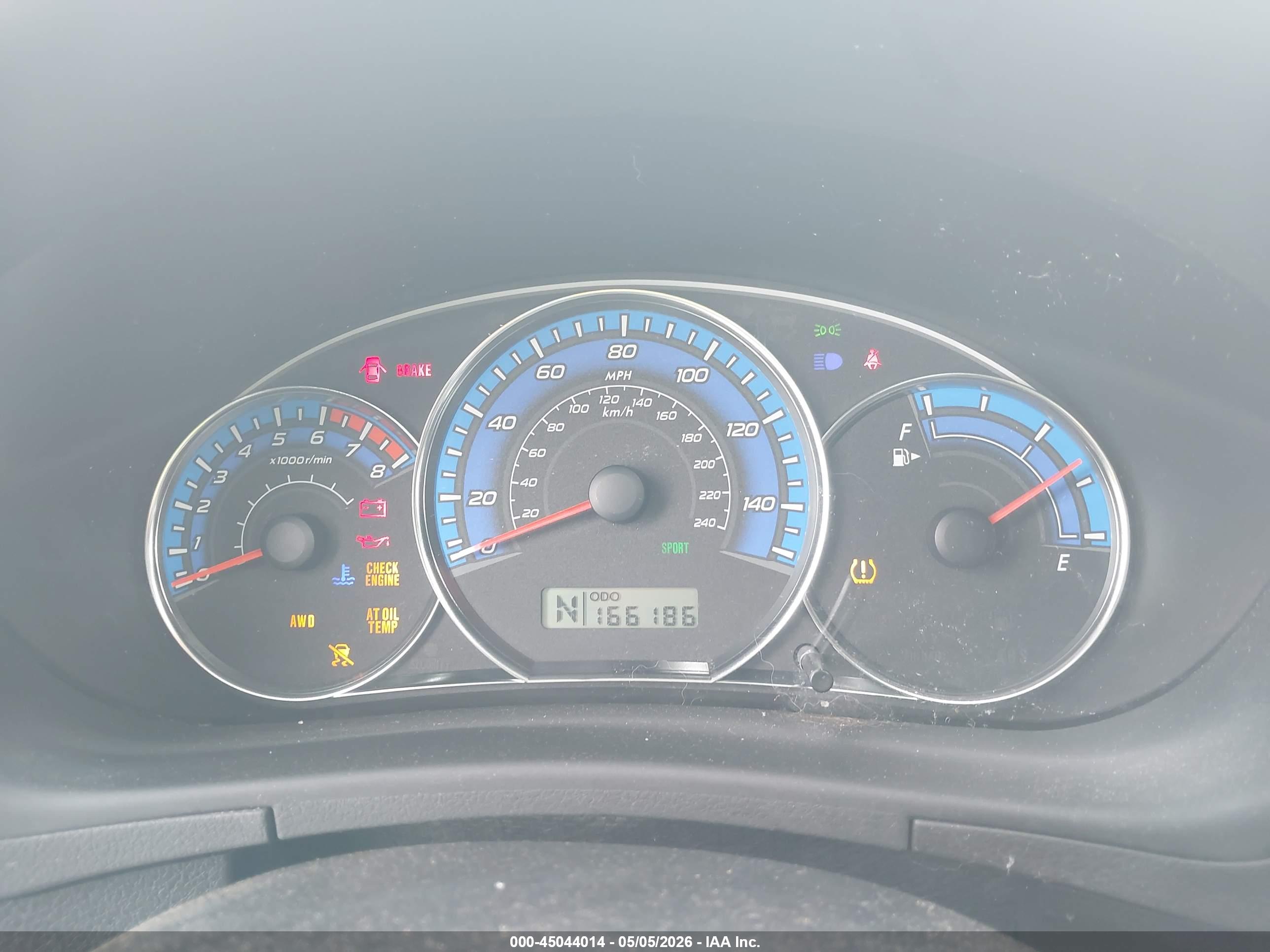 SUBARU FORESTER image 7