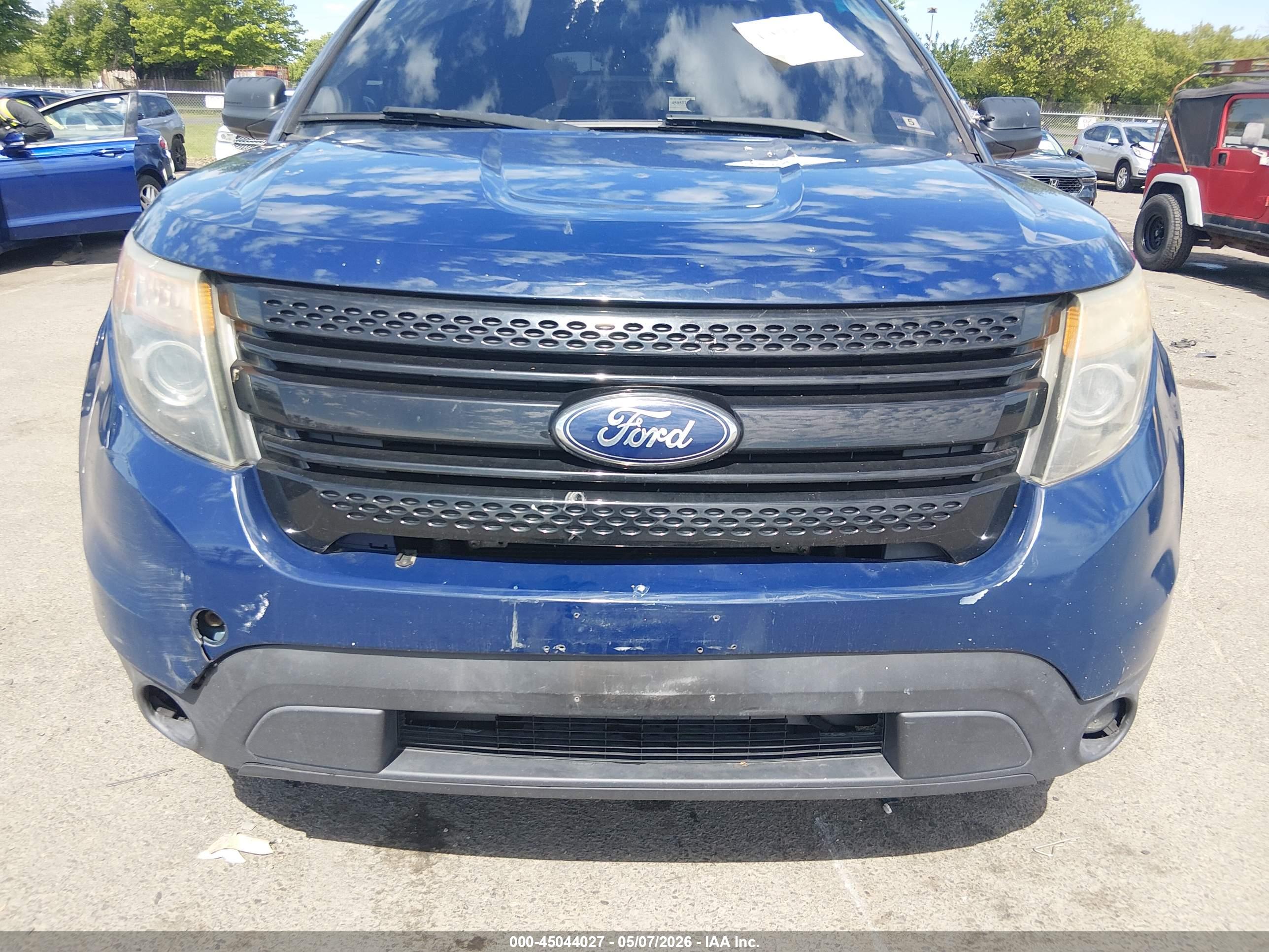 FORD UTILITY image 6