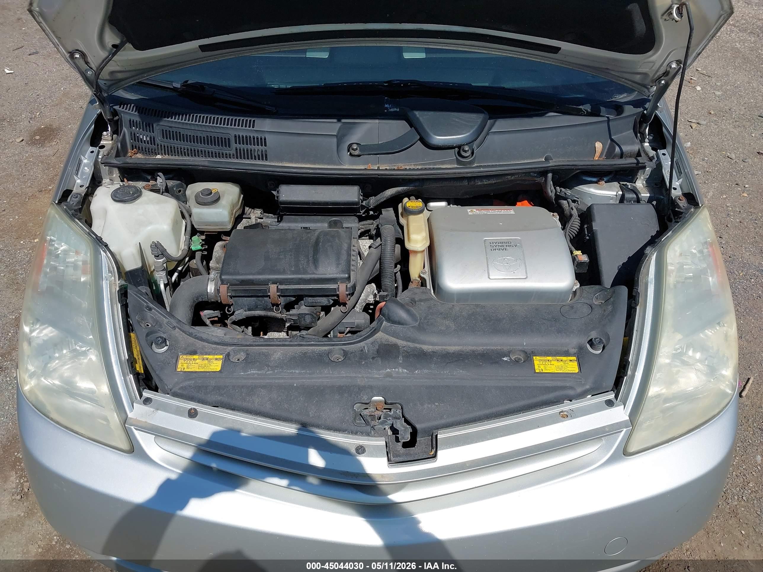 TOYOTA PRIUS image 10