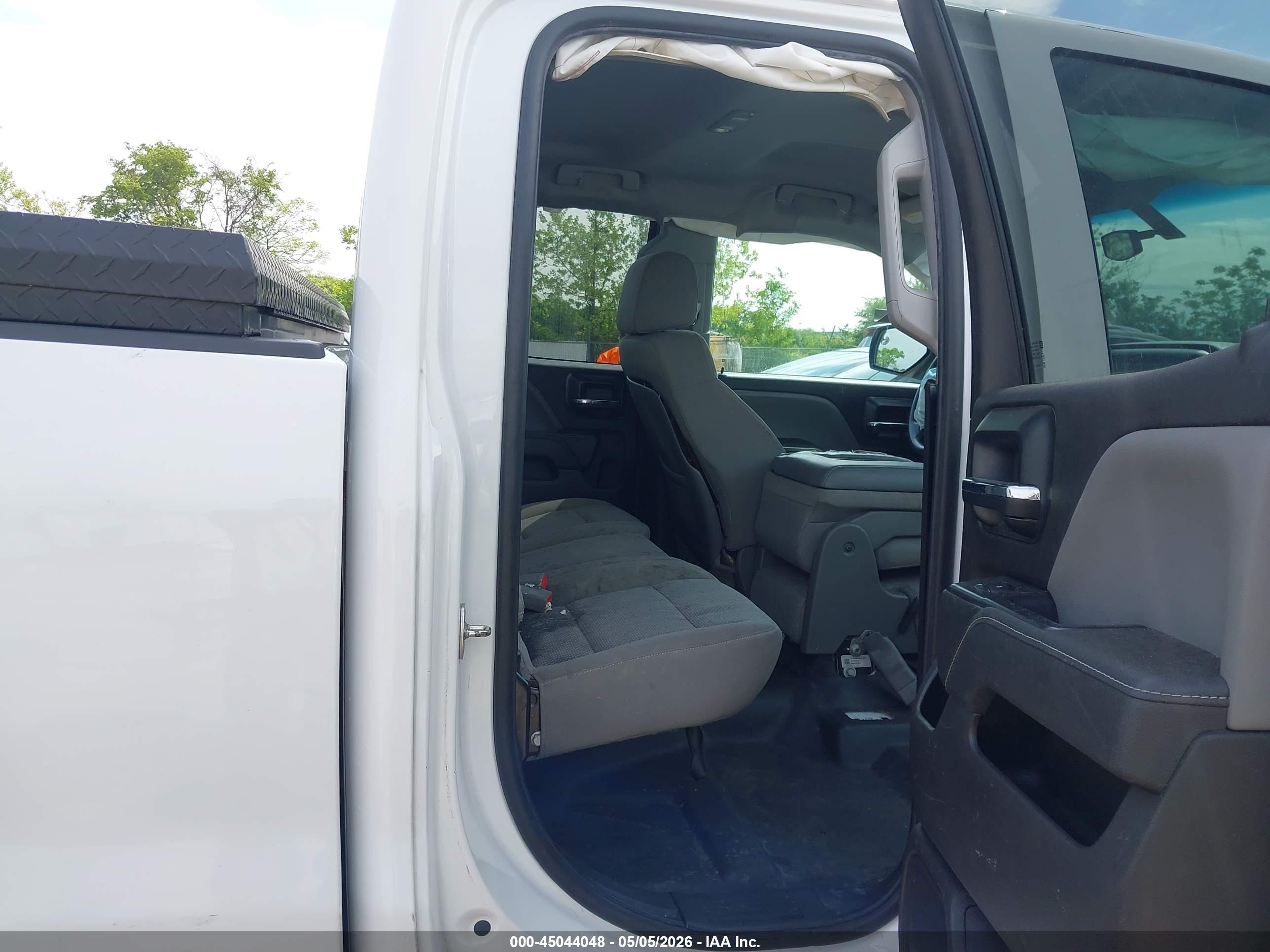 GMC SIERRA image 8