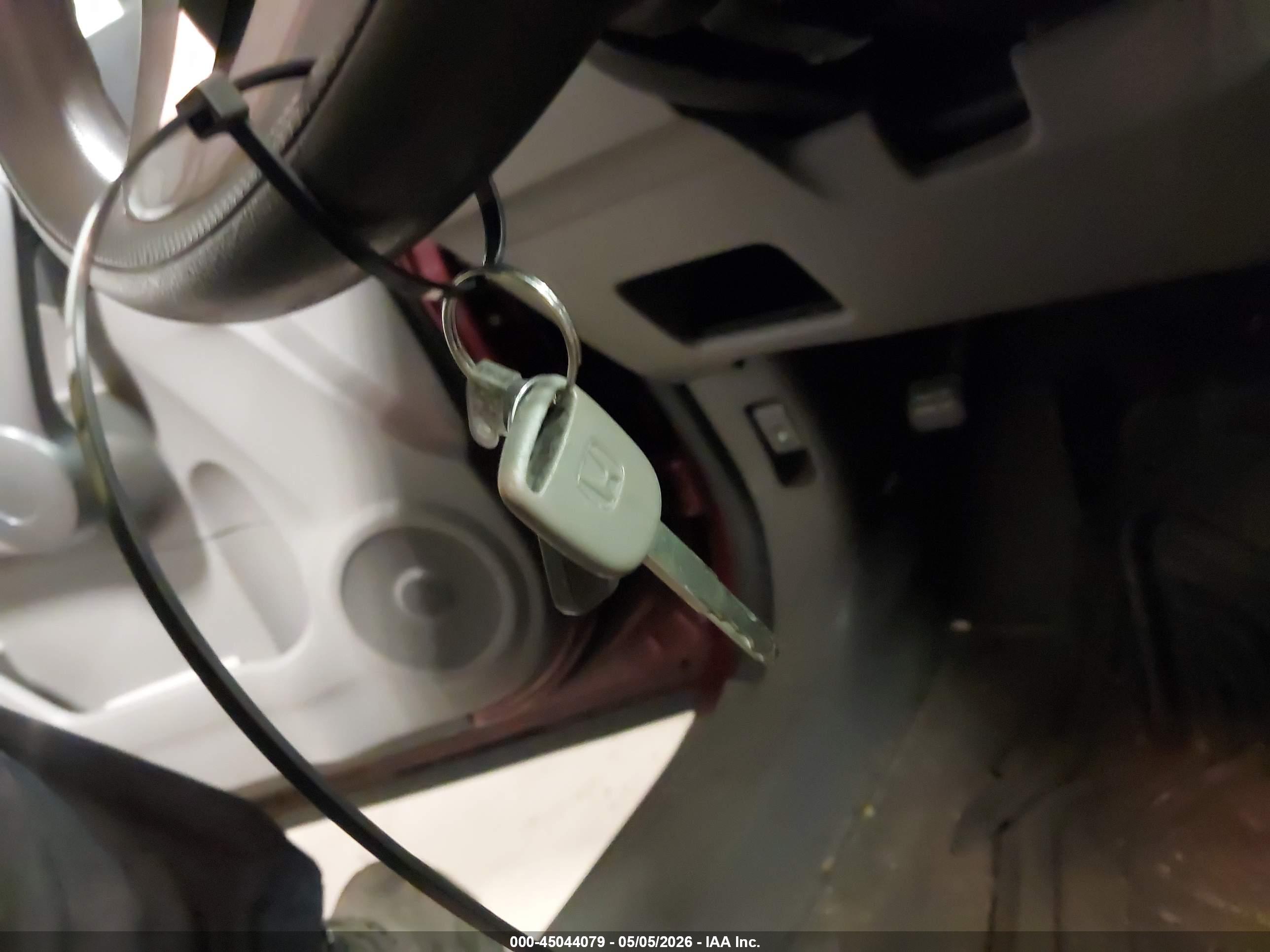 HONDA CR-V image 11