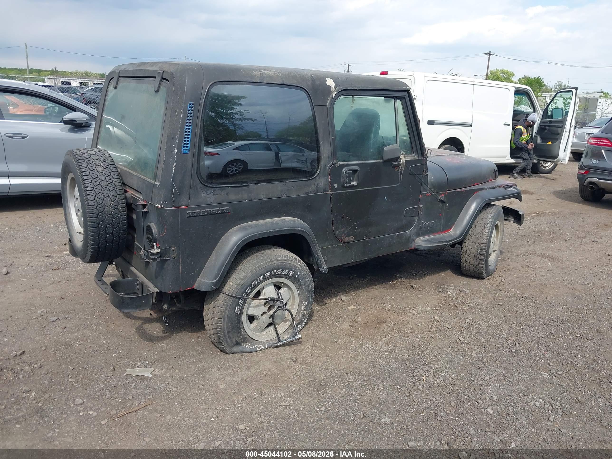 JEEP WRANGLER image 4