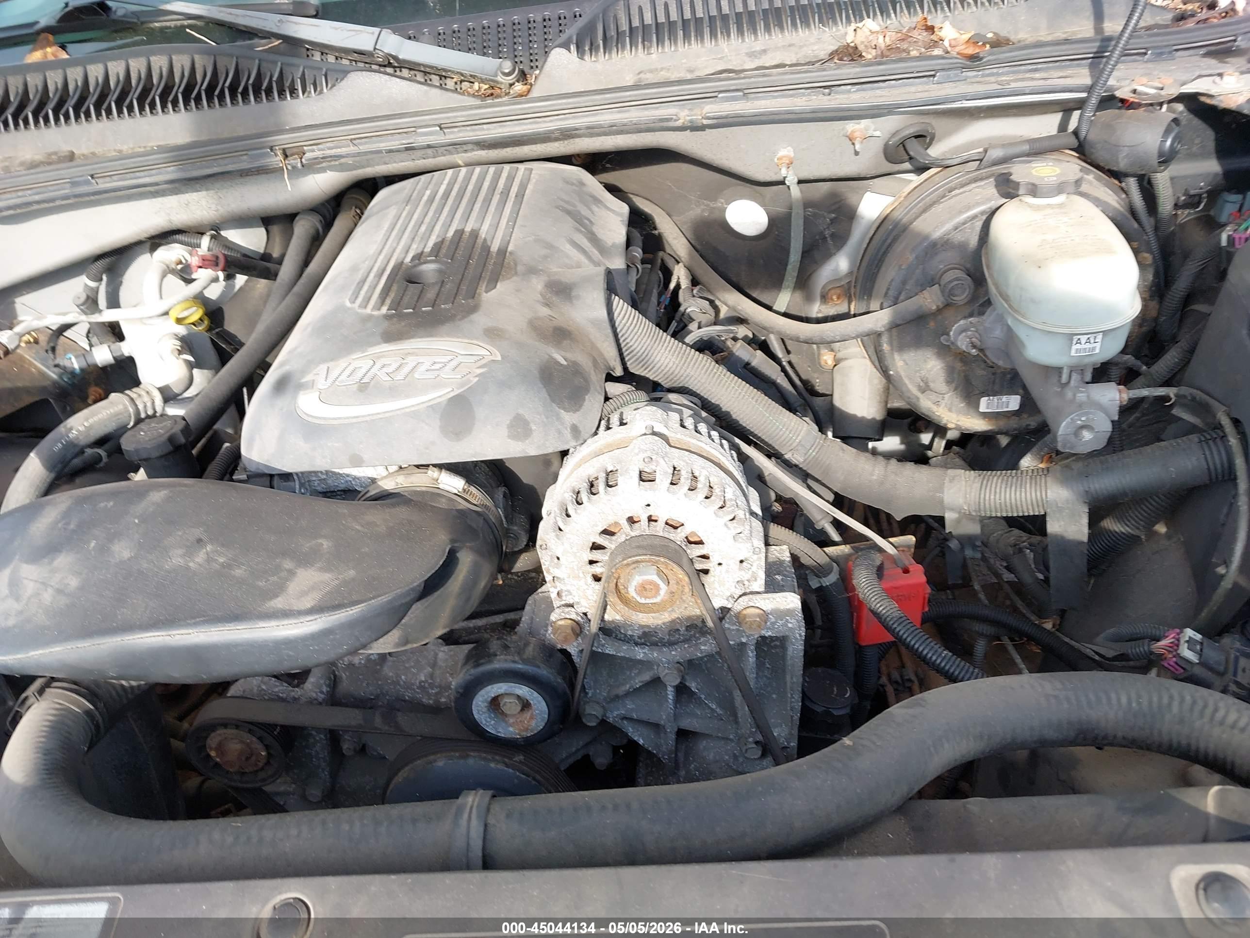 CHEVROLET SILVERADO image 10