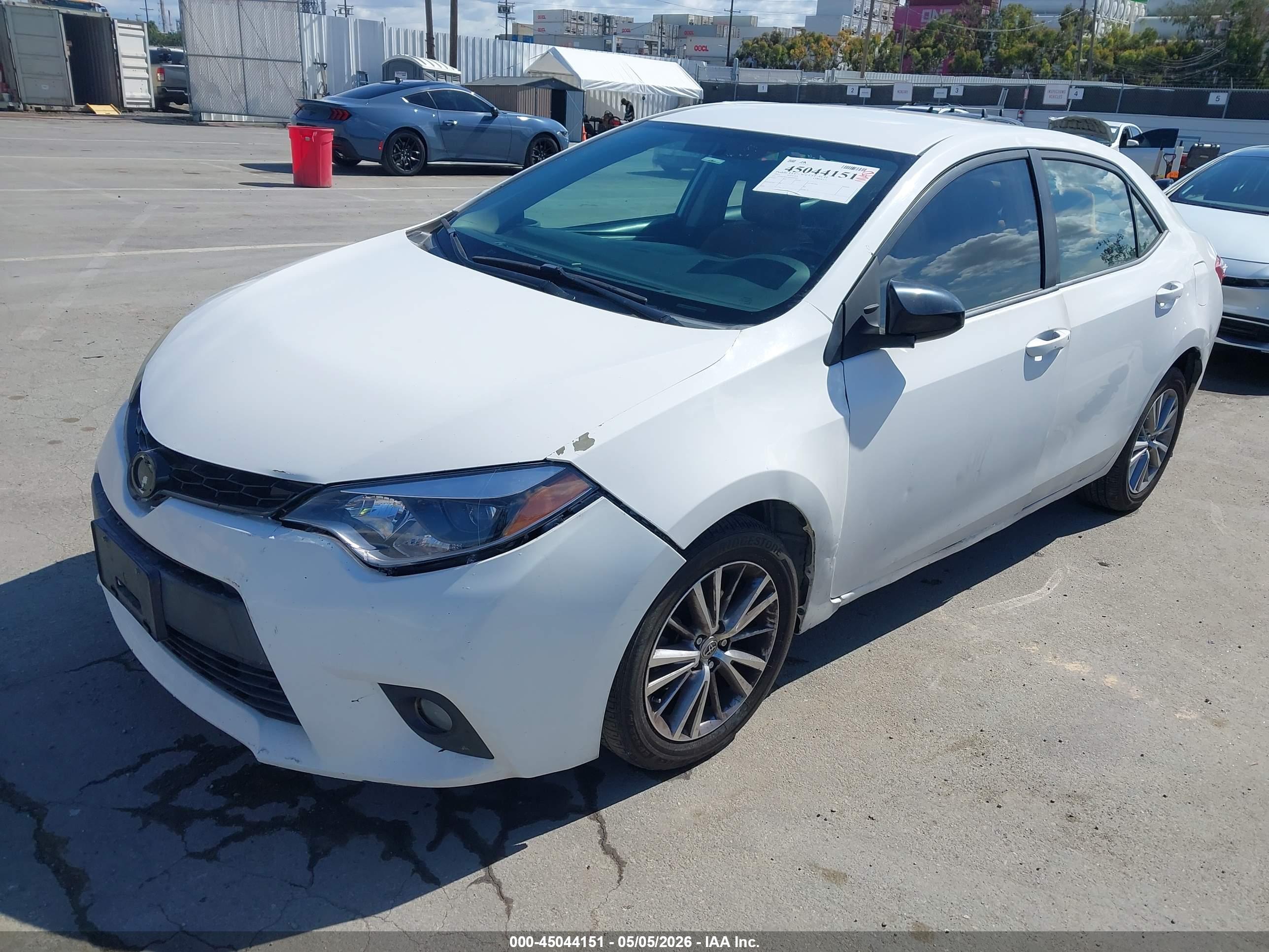 TOYOTA COROLLA image 2